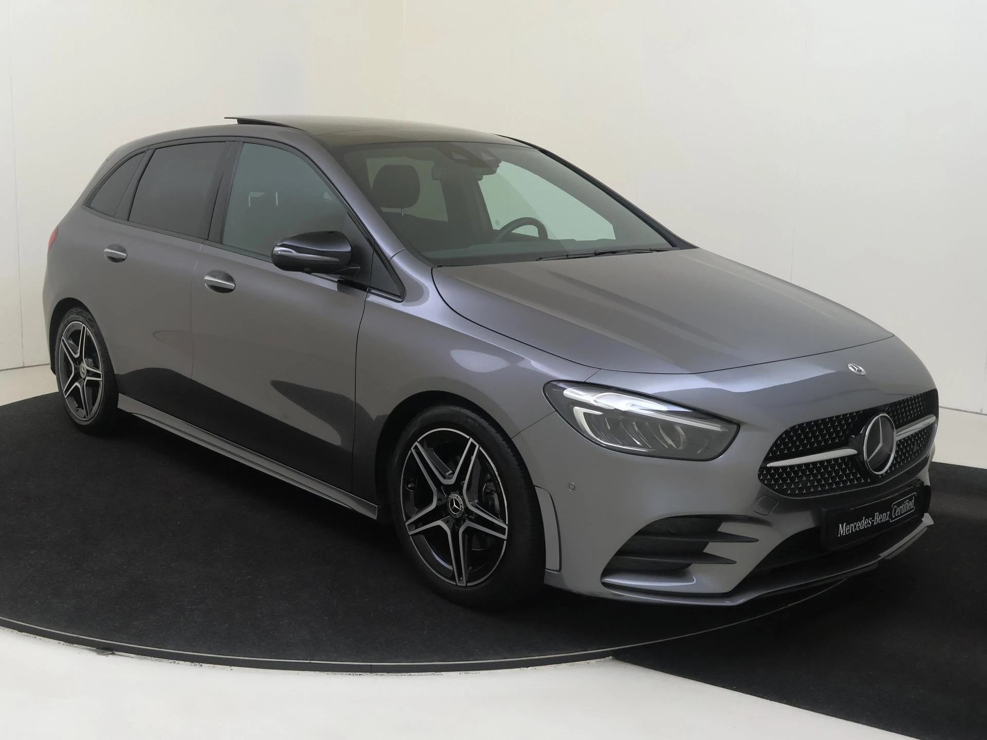 Mercedes-Benz B-Klasse met kenteken X-544-PR – autofoto 3