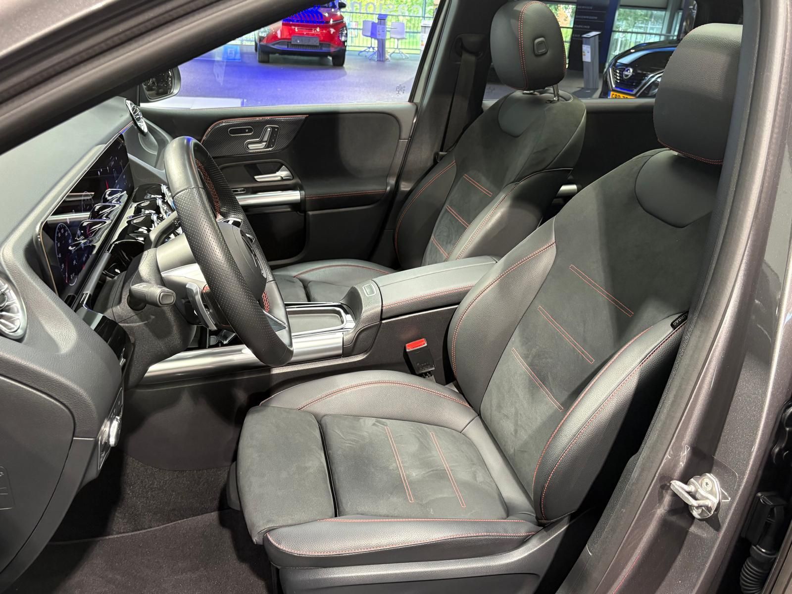 Mercedes-Benz B-Klasse met kenteken X-616-VF – autofoto 5