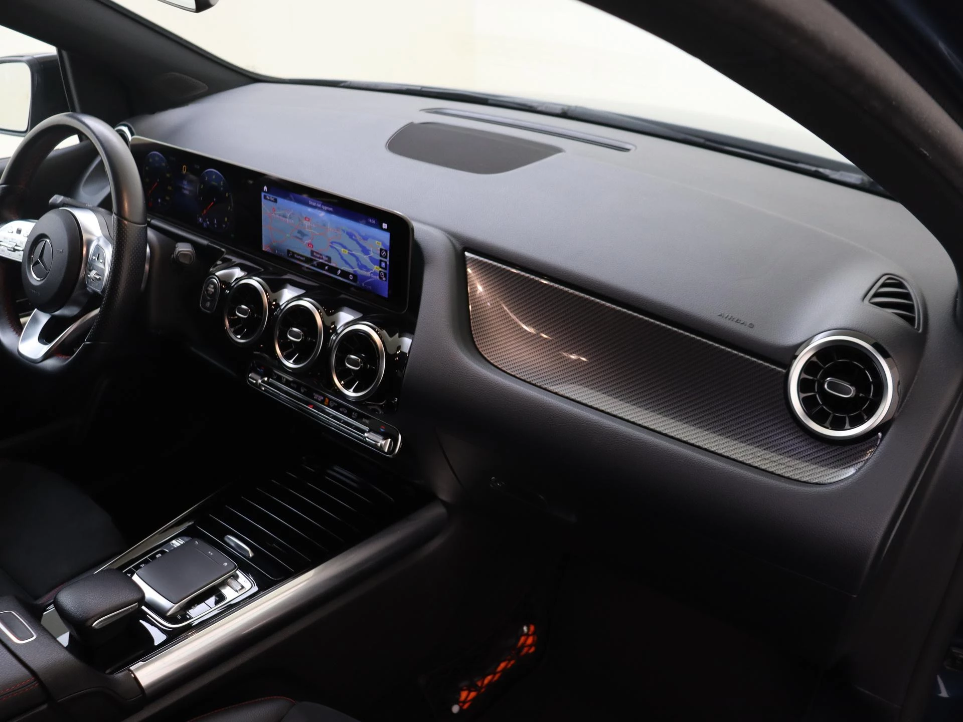 Mercedes-Benz B-Klasse met kenteken XR-538-B – autofoto 4