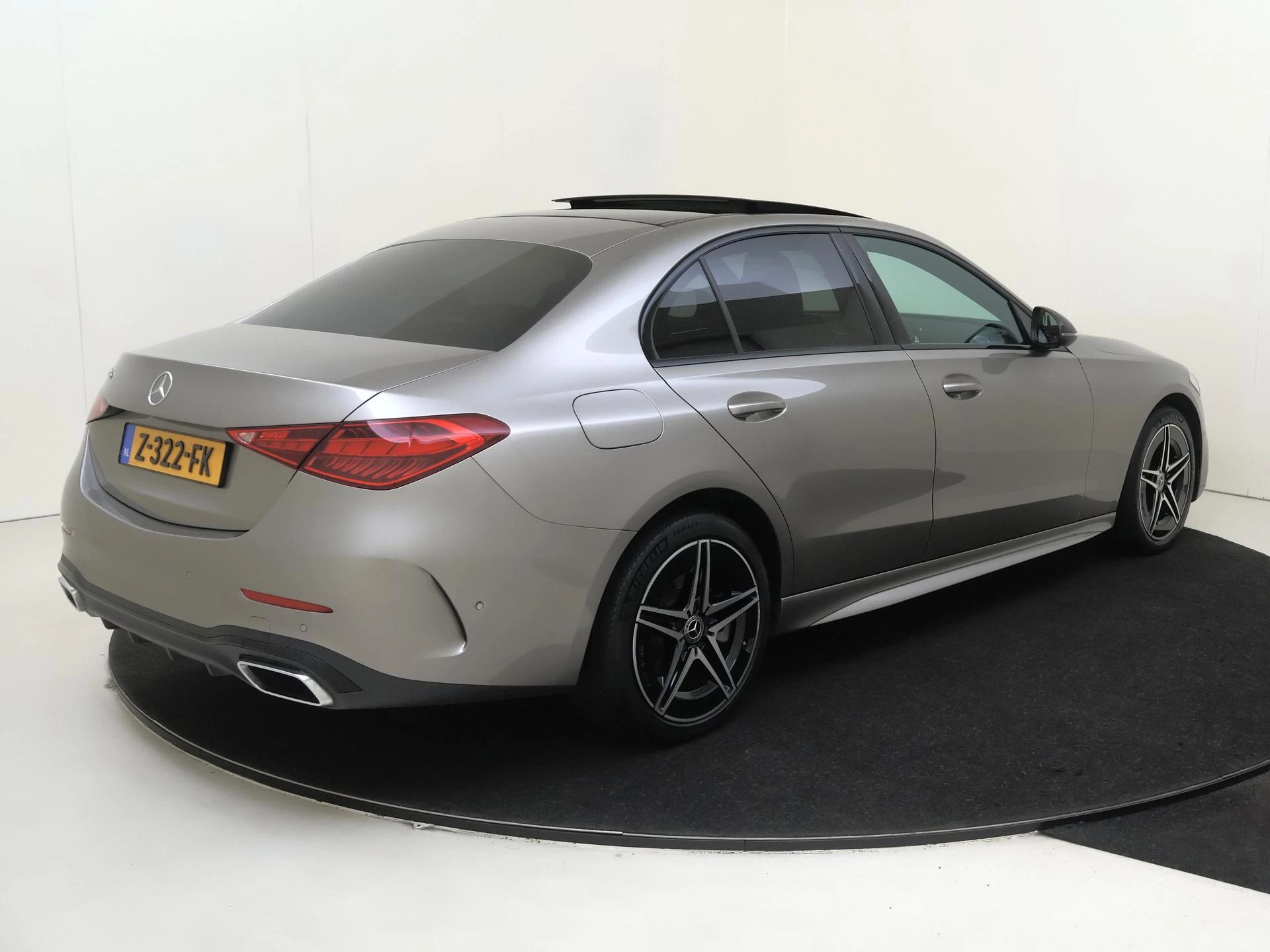 Mercedes-Benz C-Klasse met kenteken 06100 – autofoto 3