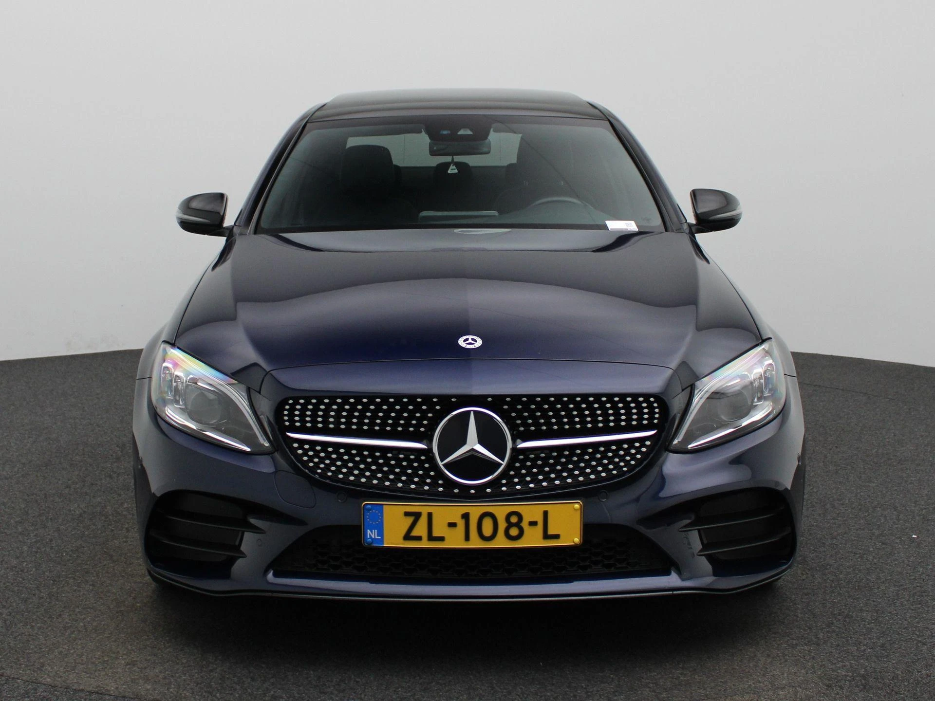 Mercedes-Benz C-Klasse met kenteken 81100 – autofoto 4