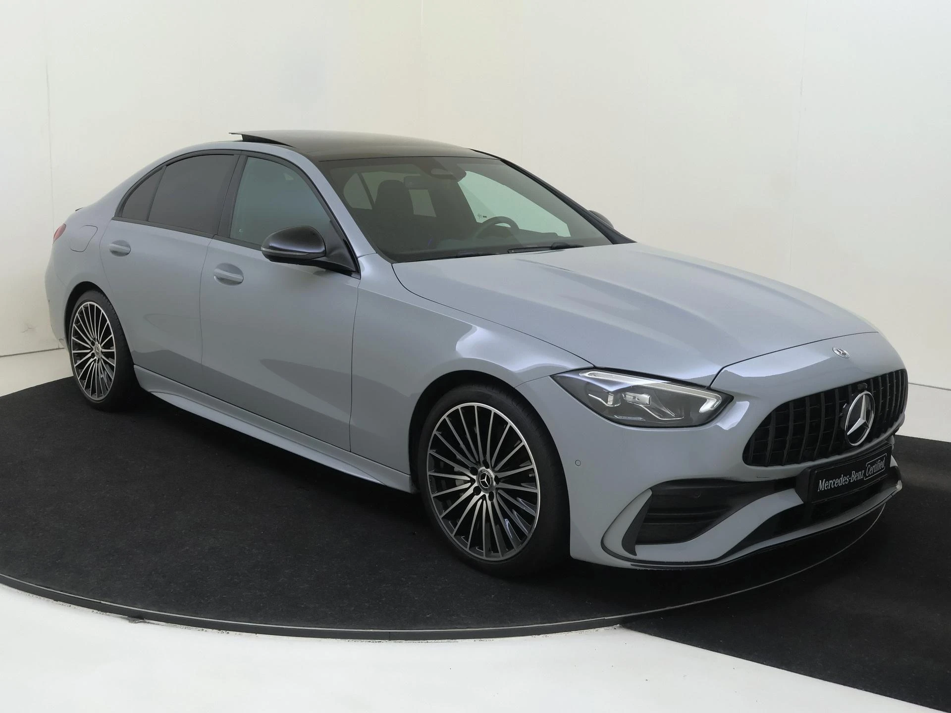 Mercedes-Benz C-Klasse met kenteken HFK-64-T – autofoto 3