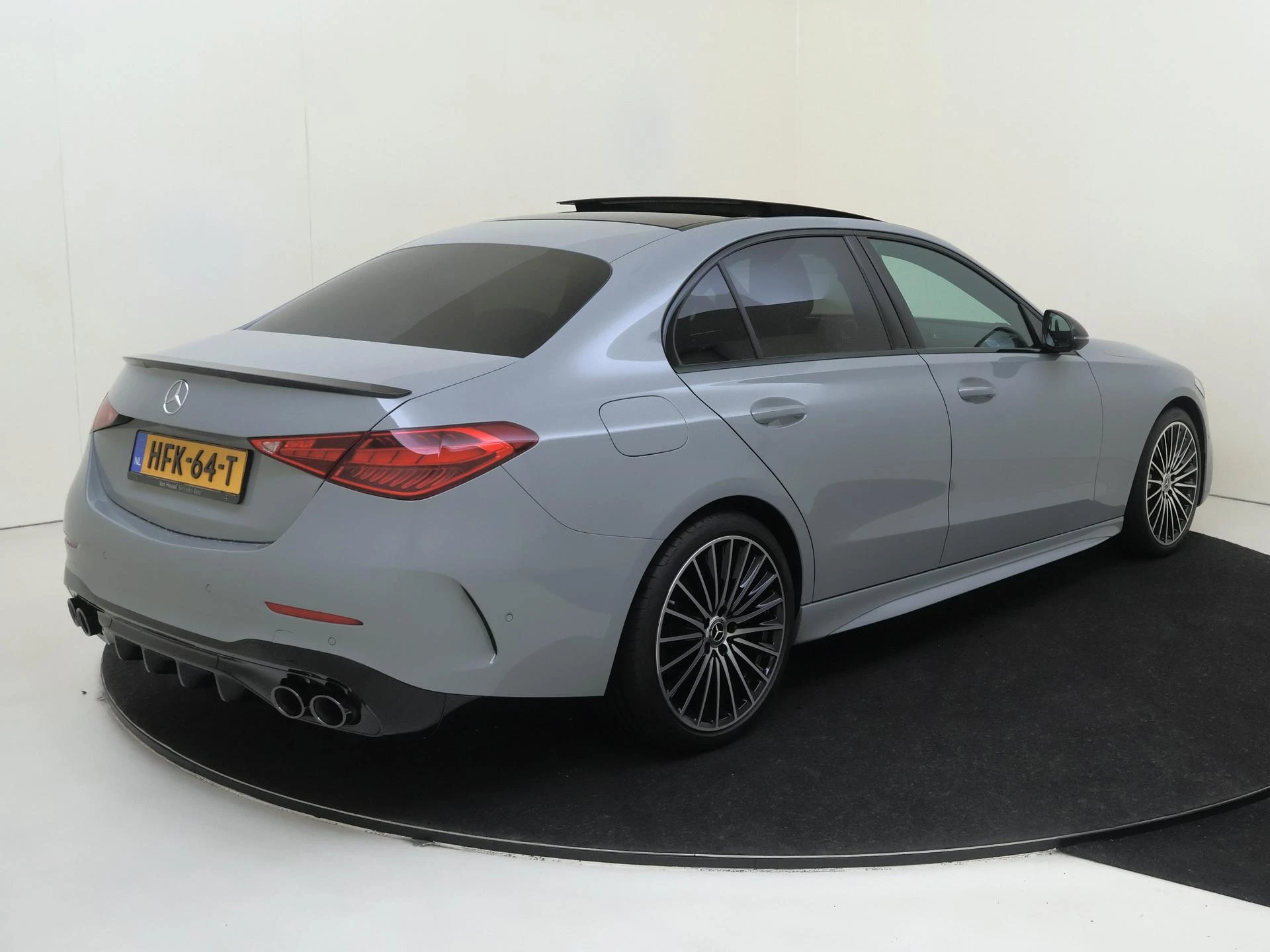 Mercedes-Benz C-Klasse met kenteken HFK-64-T – autofoto 5