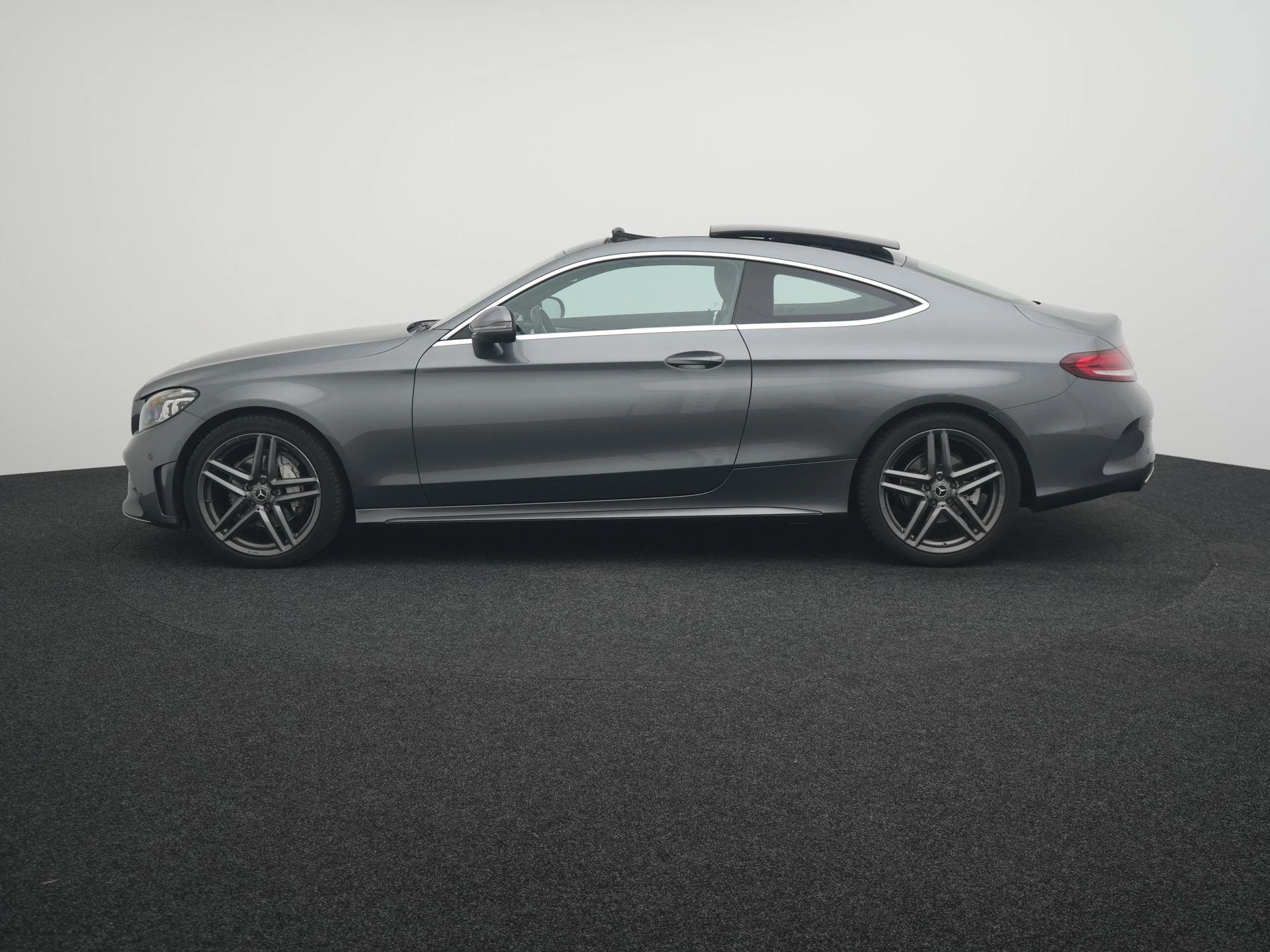 Mercedes-Benz C-Klasse met kenteken J-553-JT – autofoto 5