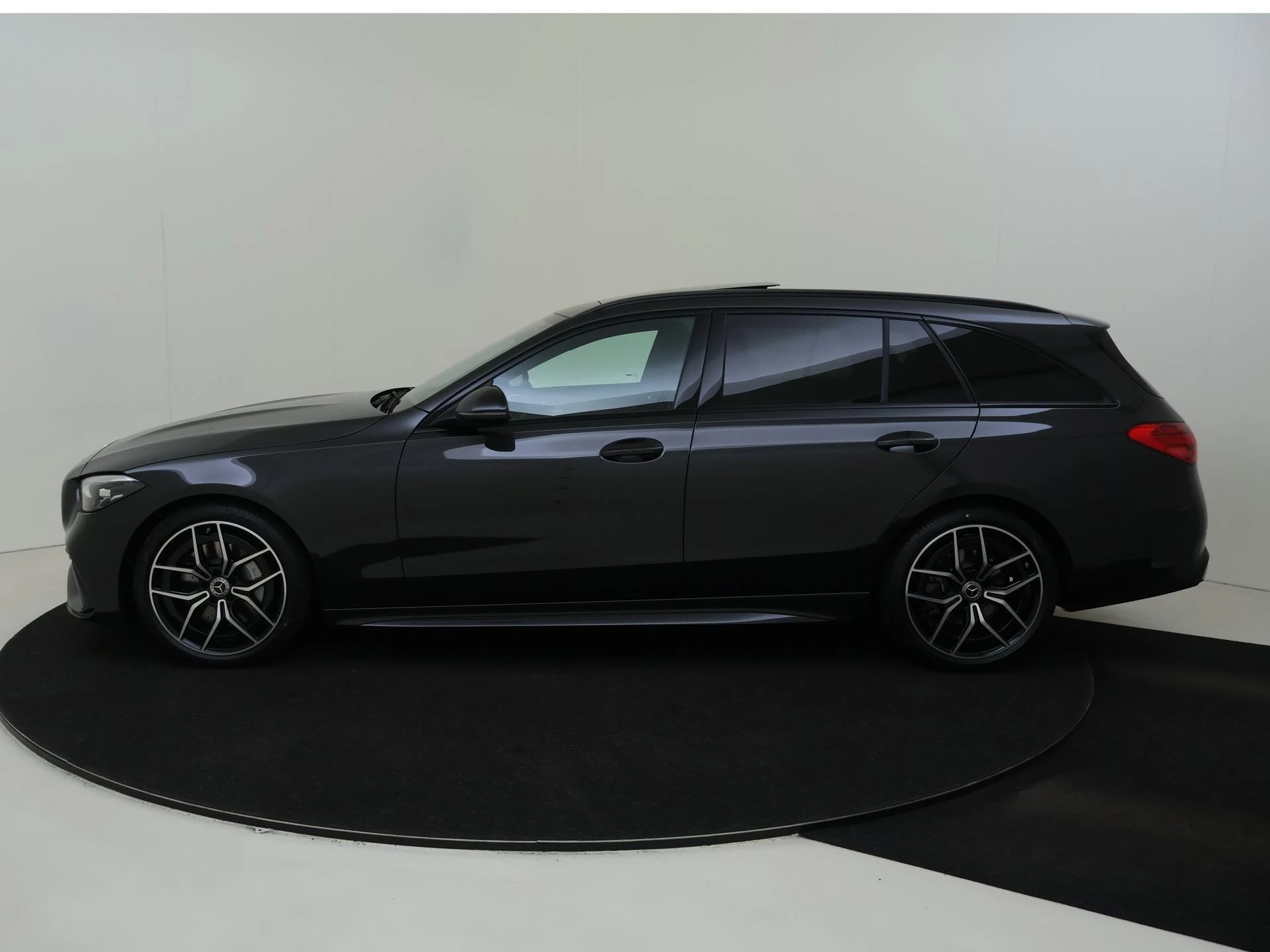 Mercedes-Benz C-Klasse met kenteken JGL-94-N – autofoto 3