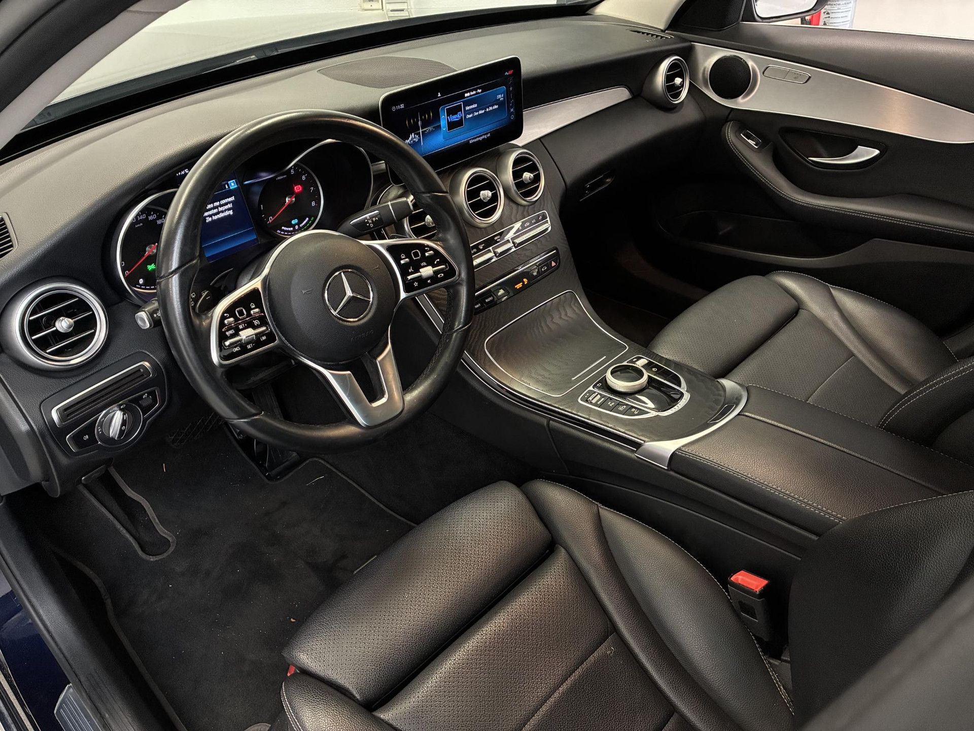 Mercedes-Benz C-Klasse met kenteken KRB-82-P – autofoto 3