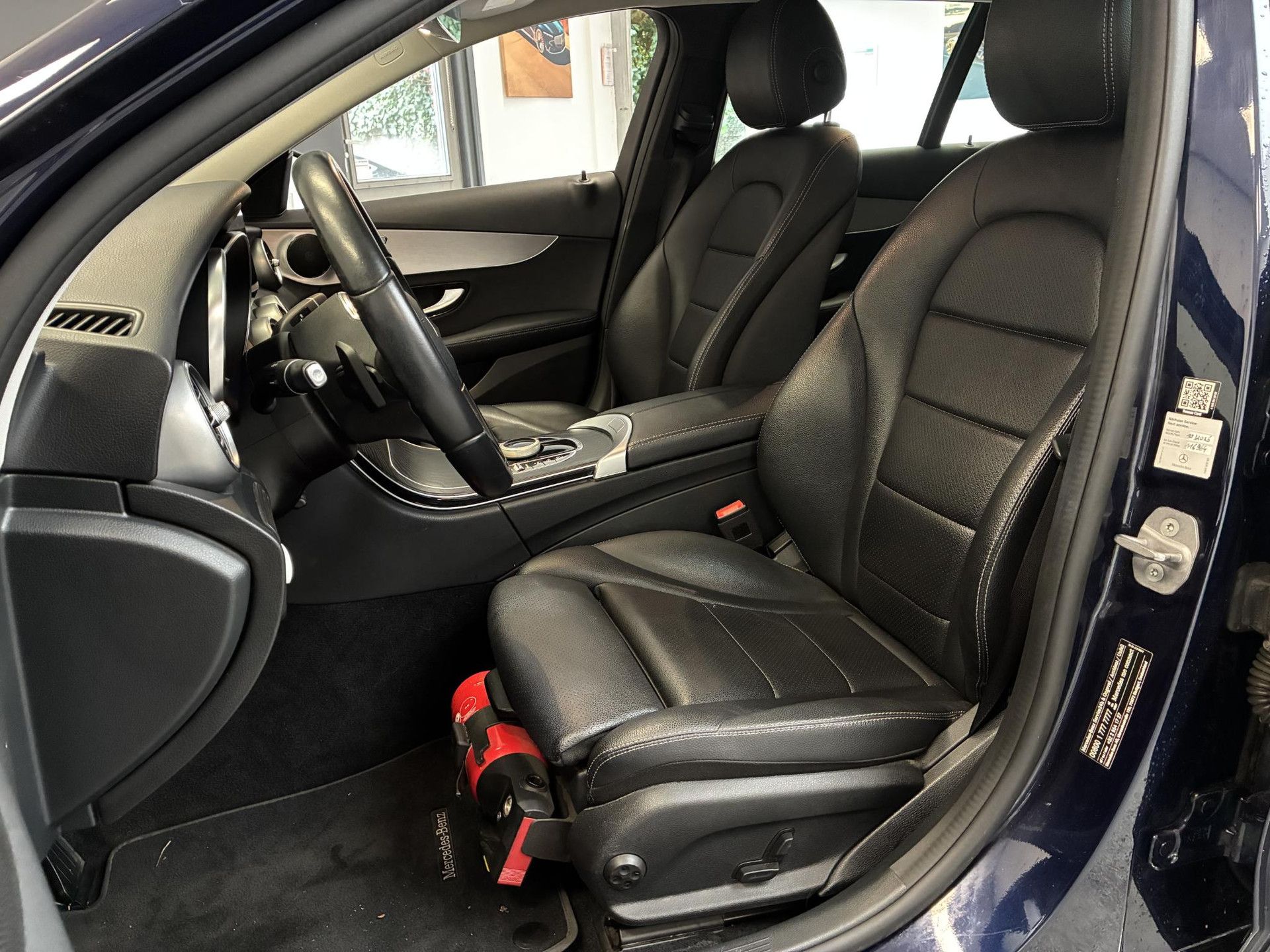Mercedes-Benz C-Klasse met kenteken KRB-82-P – autofoto 4