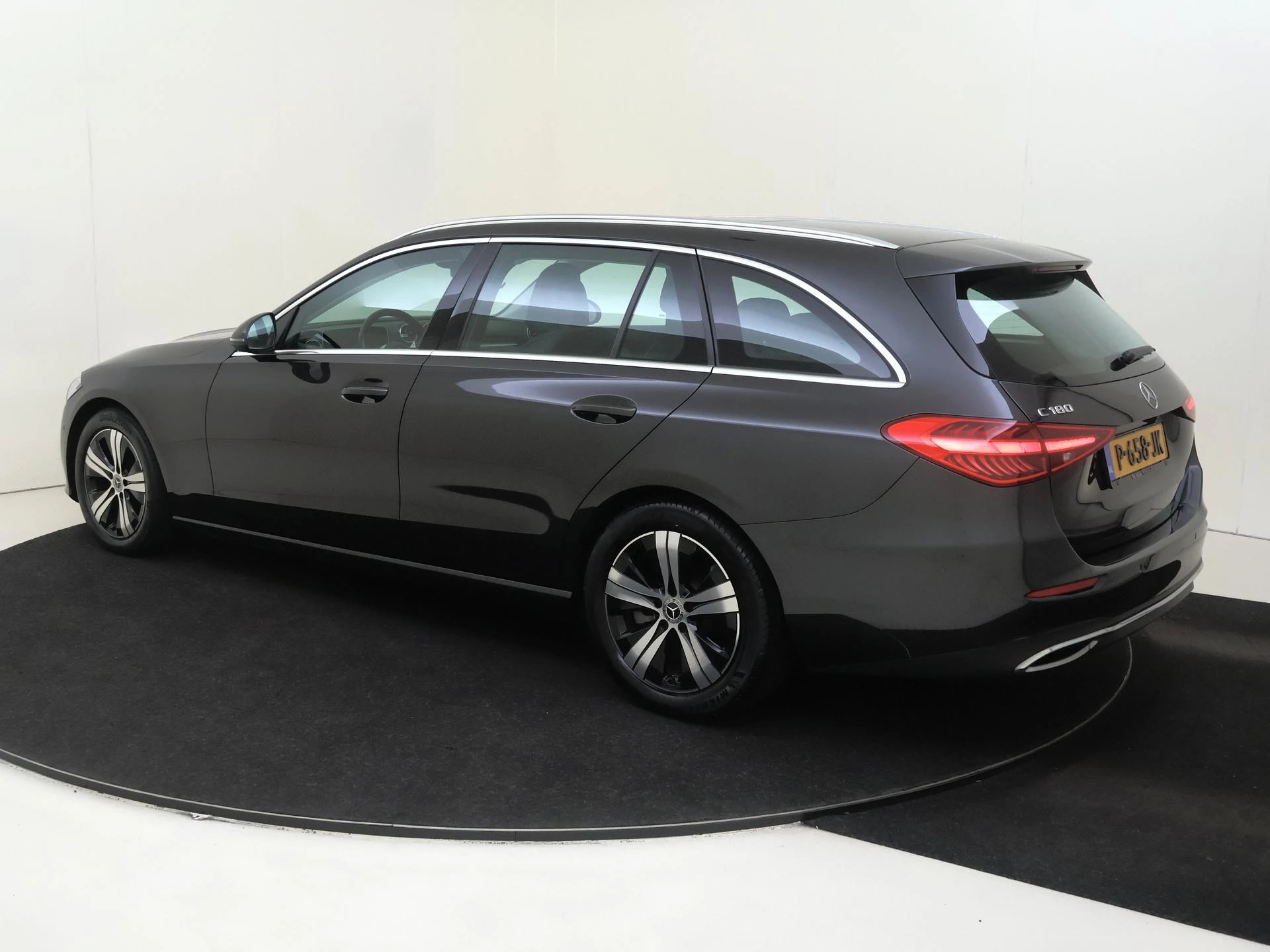 Mercedes-Benz C-Klasse met kenteken P-658-JK – autofoto 4
