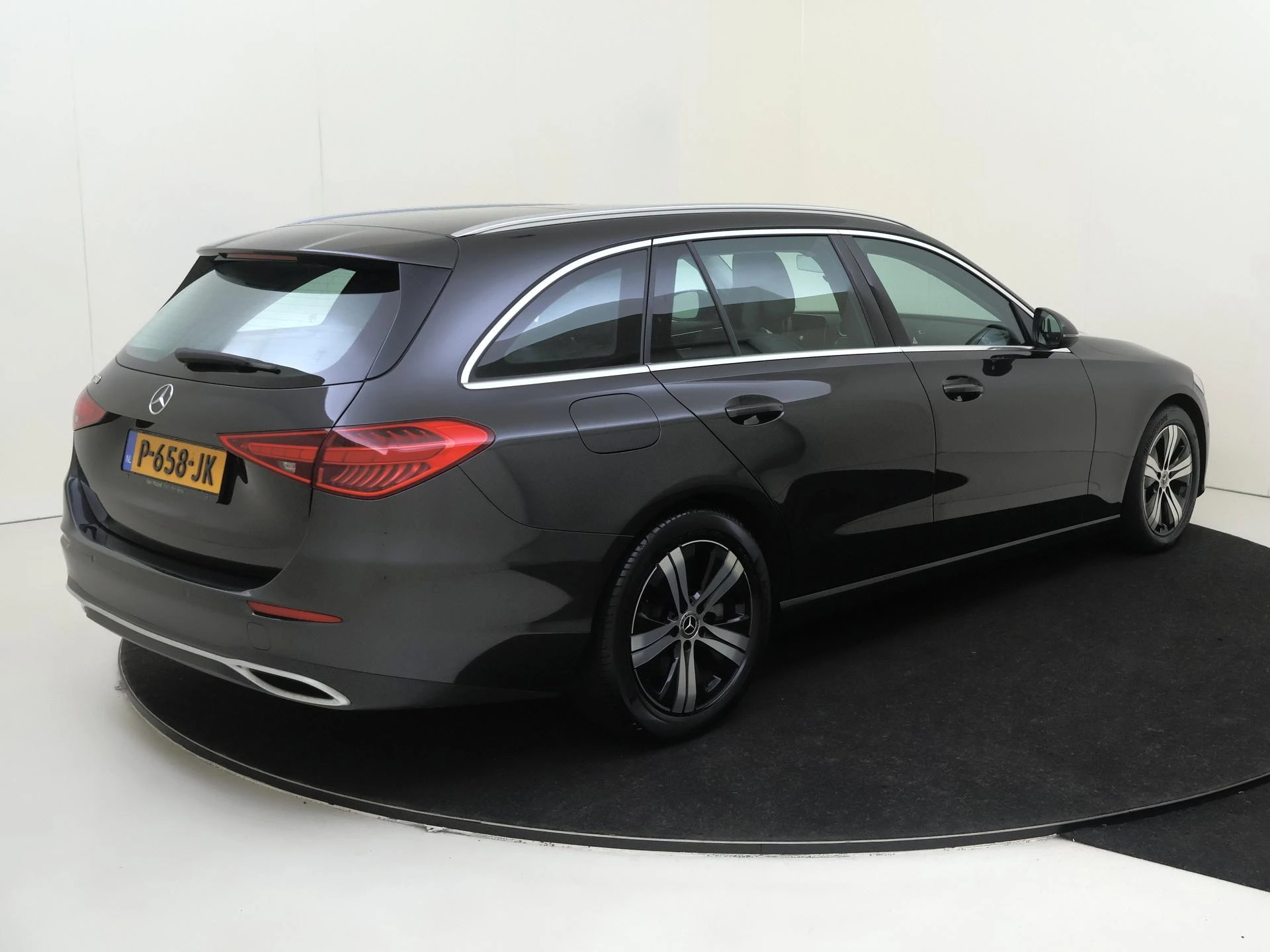Mercedes-Benz C-Klasse met kenteken P-658-JK – autofoto 5