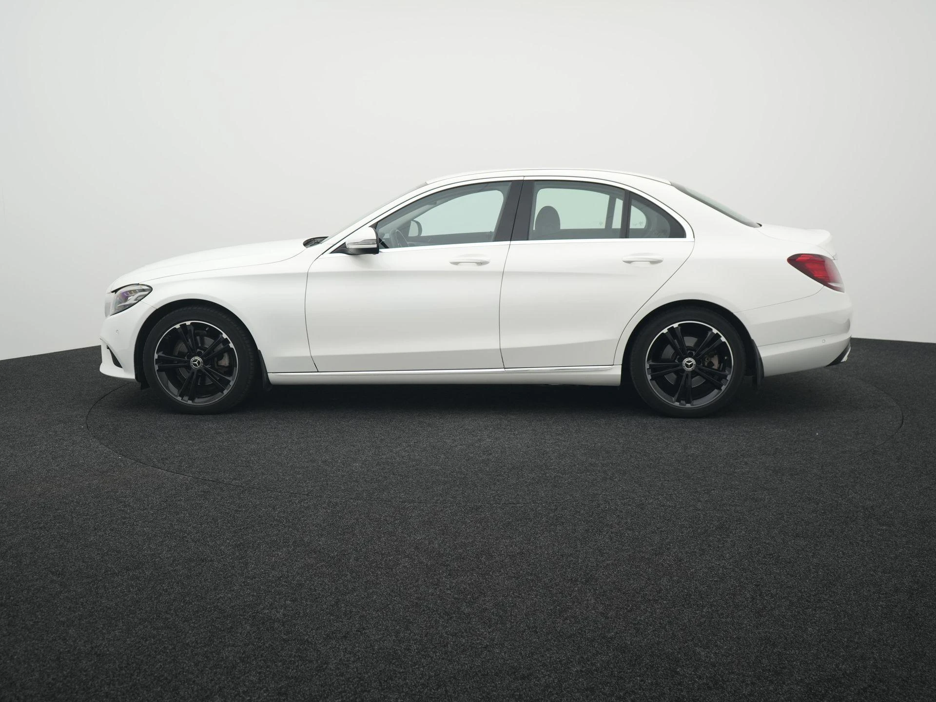 Mercedes-Benz C-Klasse met kenteken X-188-XF – autofoto 5