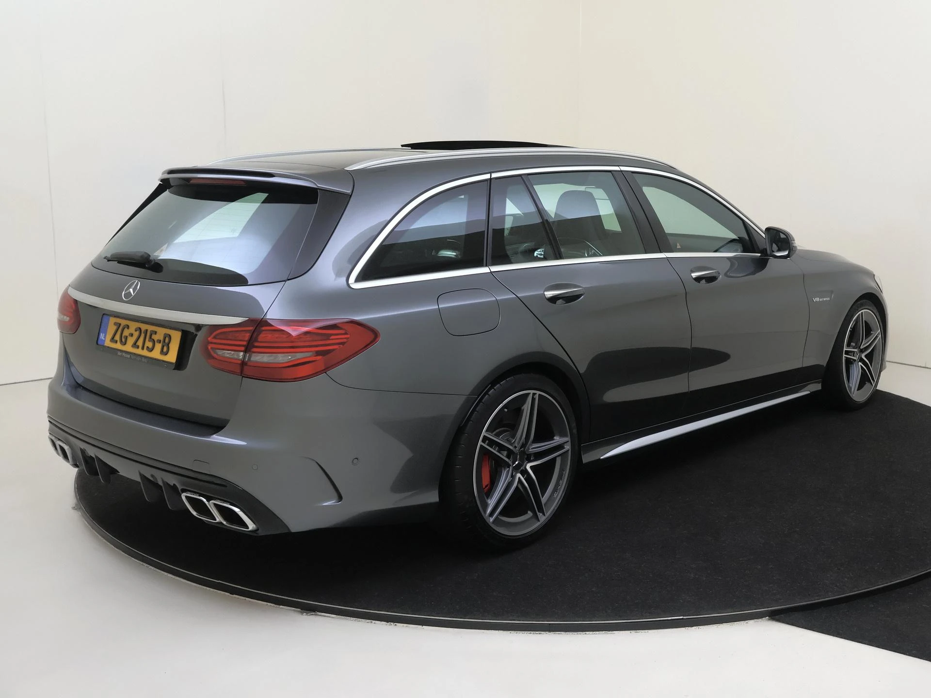 Mercedes-Benz C-Klasse met kenteken ZG-215-B – autofoto 5