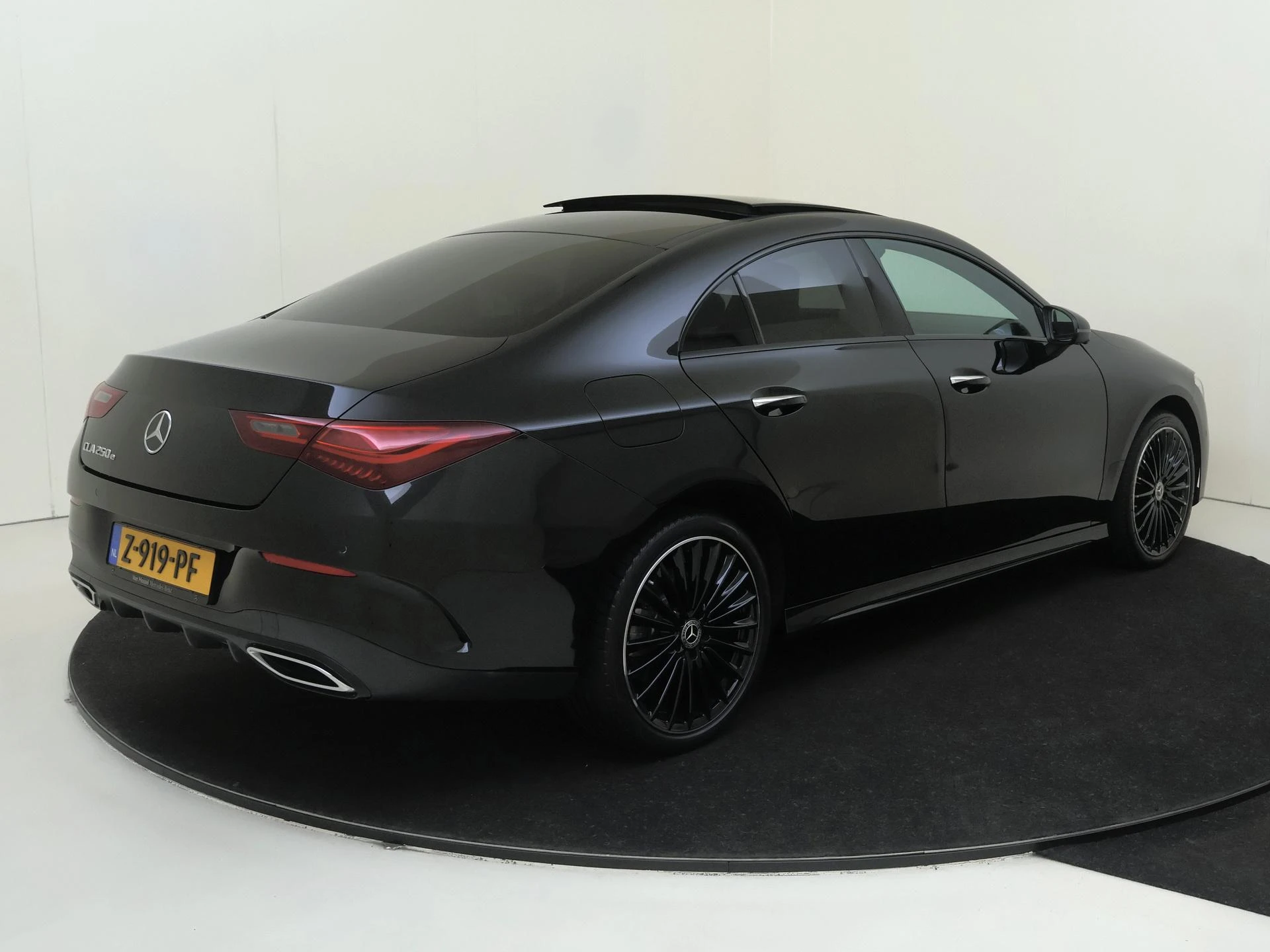 Mercedes-Benz CLA met kenteken 11100 – autofoto 5