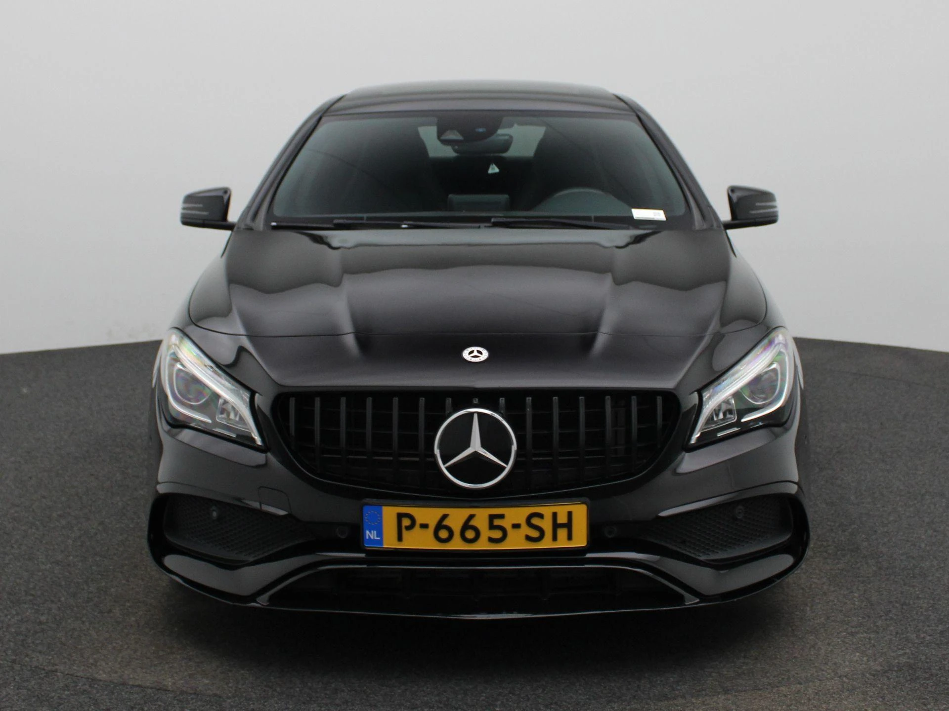 Mercedes-Benz CLA met kenteken 65100 – autofoto 4