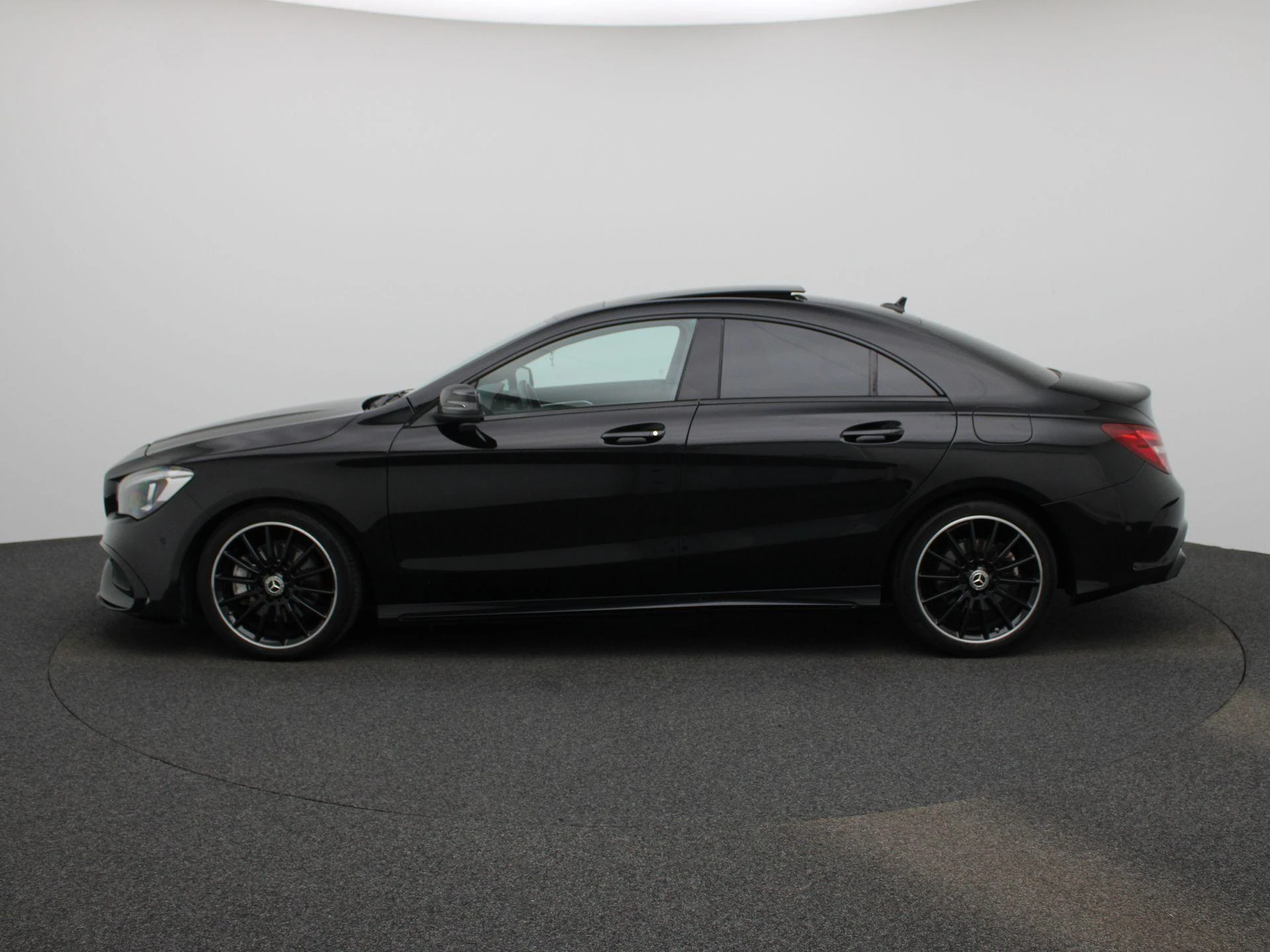 Mercedes-Benz CLA met kenteken 65100 – autofoto 5