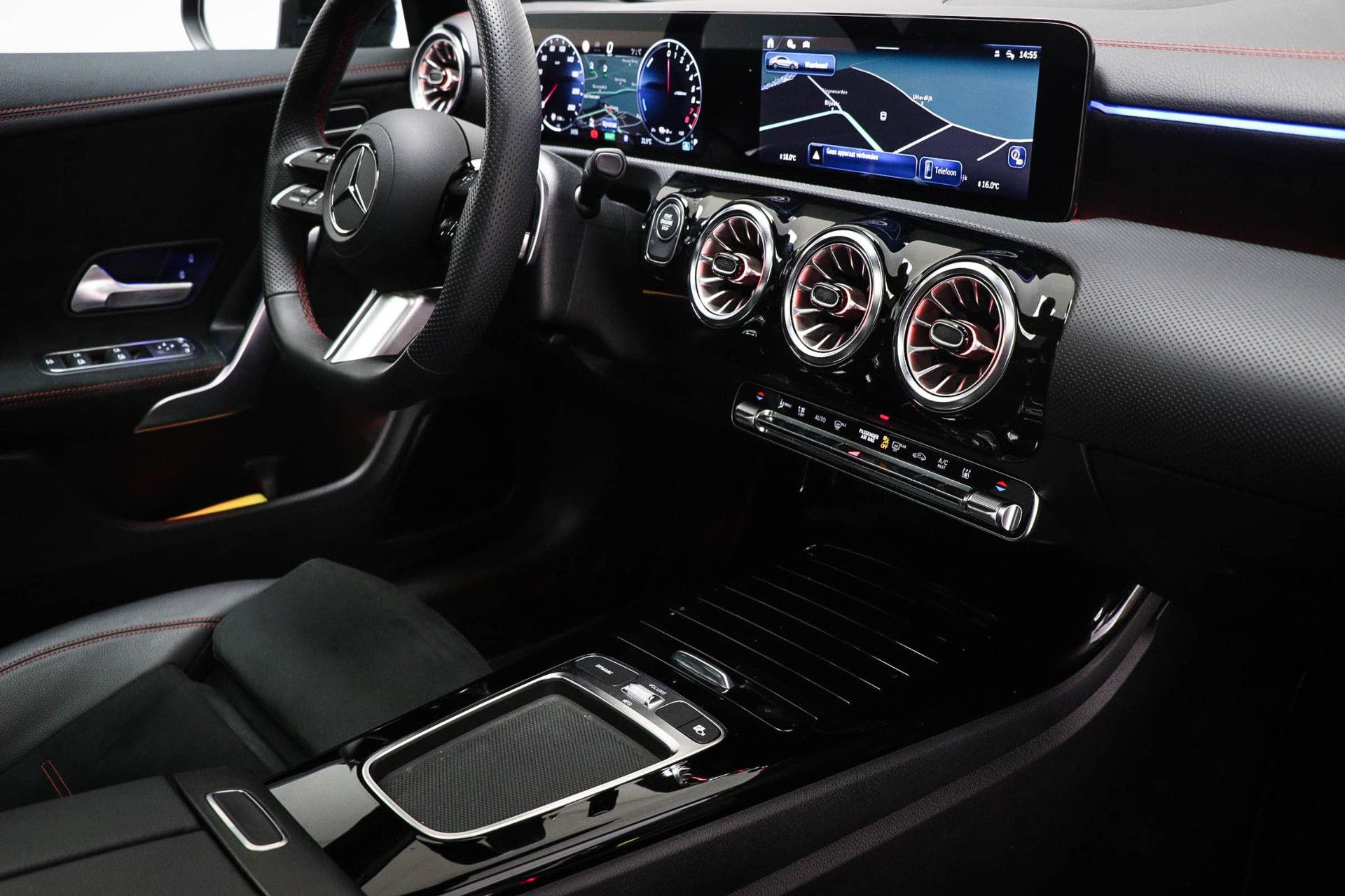 Mercedes-Benz CLA met kenteken JLL-53-H – autofoto 3