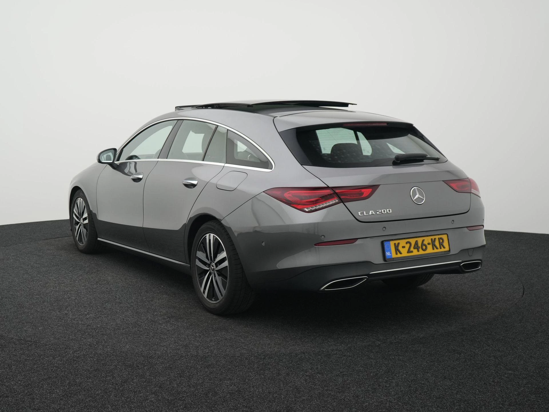 Mercedes-Benz CLA met kenteken K-246-KR – autofoto 3