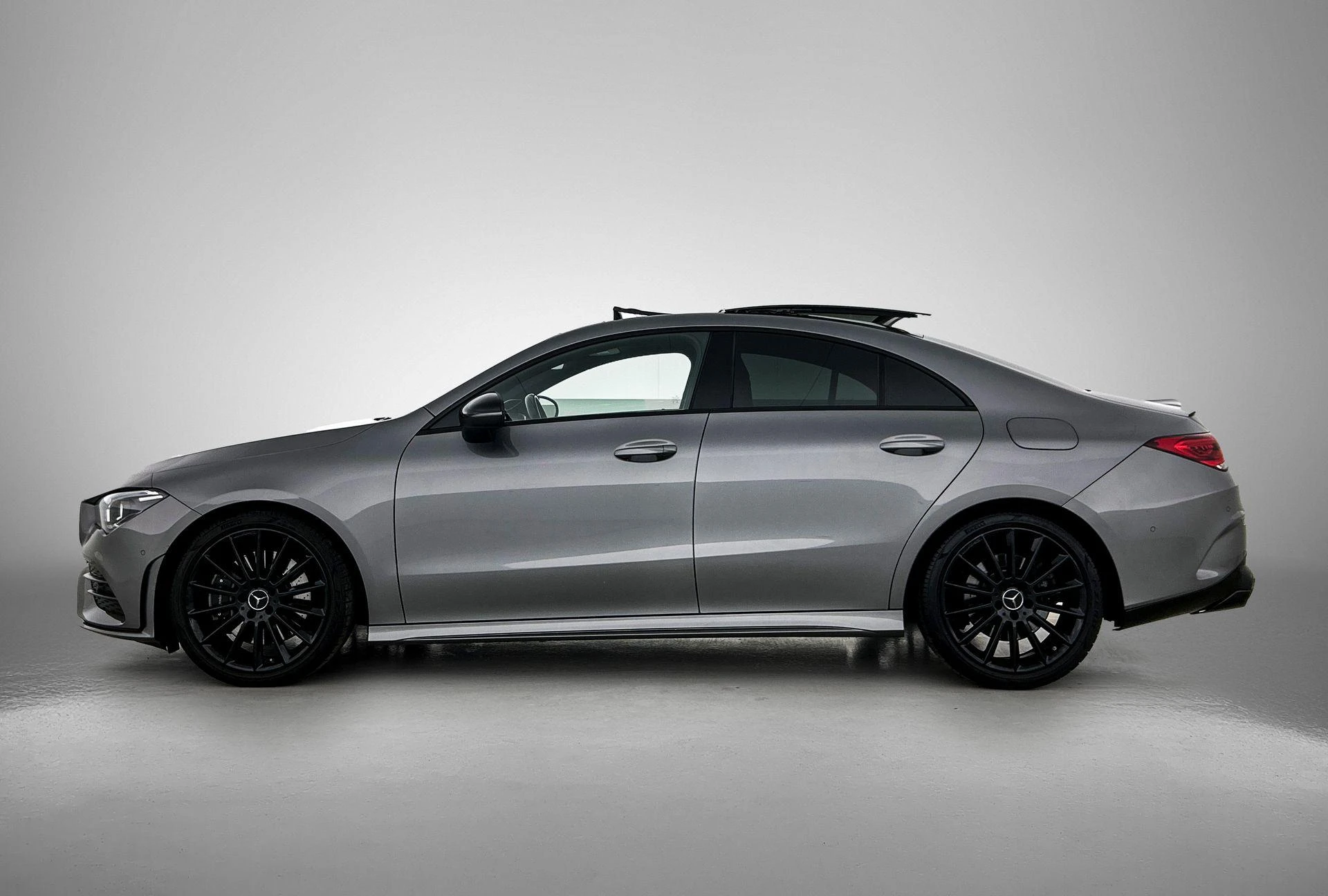 Mercedes-Benz CLA met kenteken L-880-HK – autofoto 3