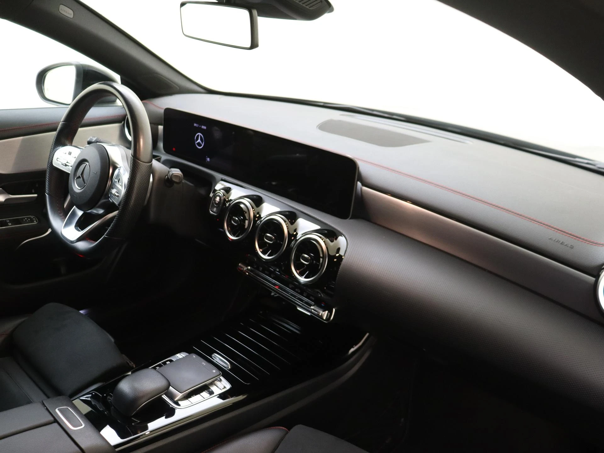 Mercedes-Benz CLA met kenteken N-287-VJ – autofoto 4