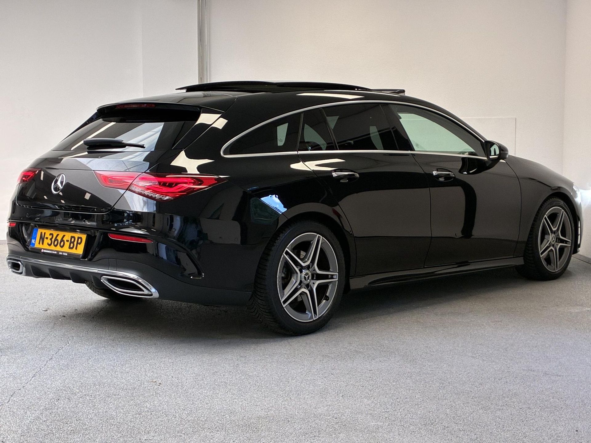 Mercedes-Benz CLA met kenteken N-366-BP – autofoto 2