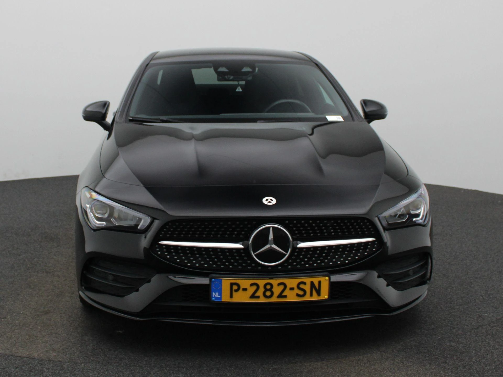 Mercedes-Benz CLA met kenteken P-282-SN – autofoto 4