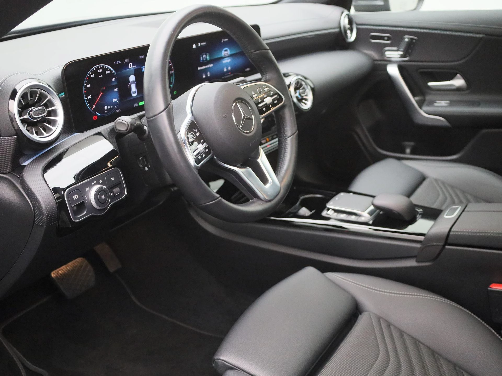 Mercedes-Benz CLA met kenteken S-903-LP – autofoto 3
