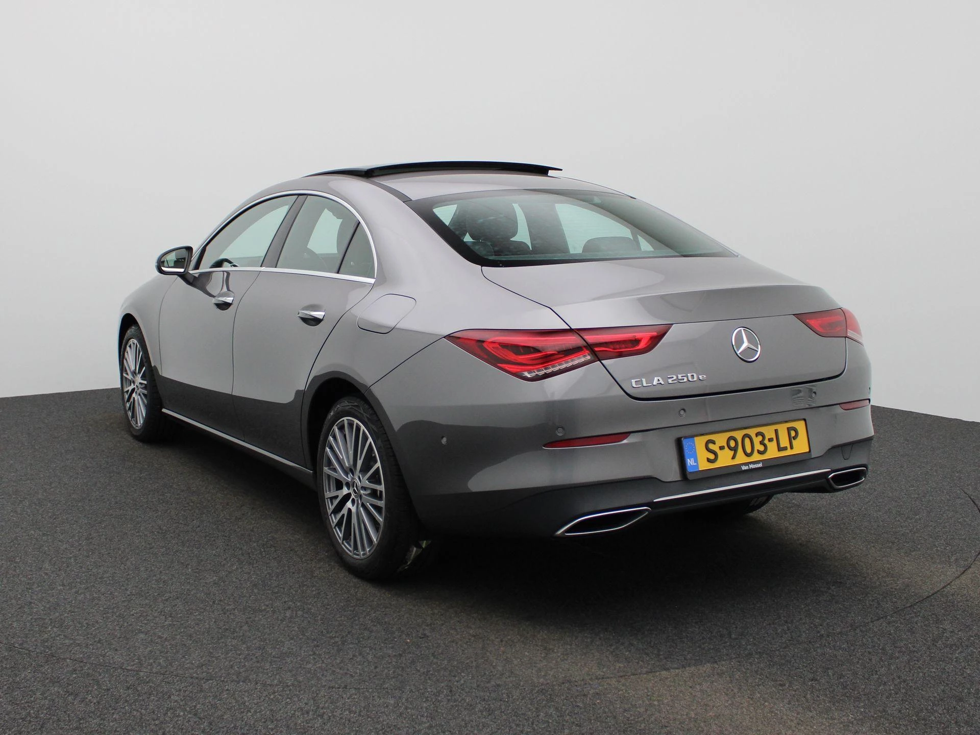 Mercedes-Benz CLA met kenteken S-903-LP – autofoto 4