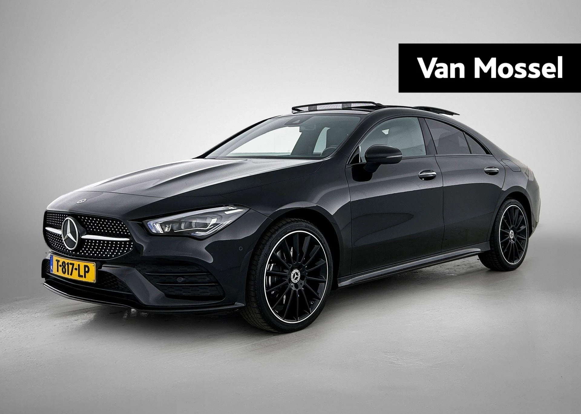 Mercedes-Benz CLA met kenteken T-817-LP – autofoto 2