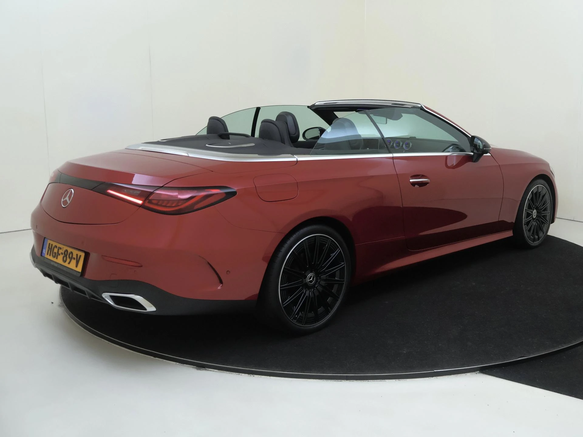Mercedes-Benz CLE met kenteken HGF-89-V – autofoto 5