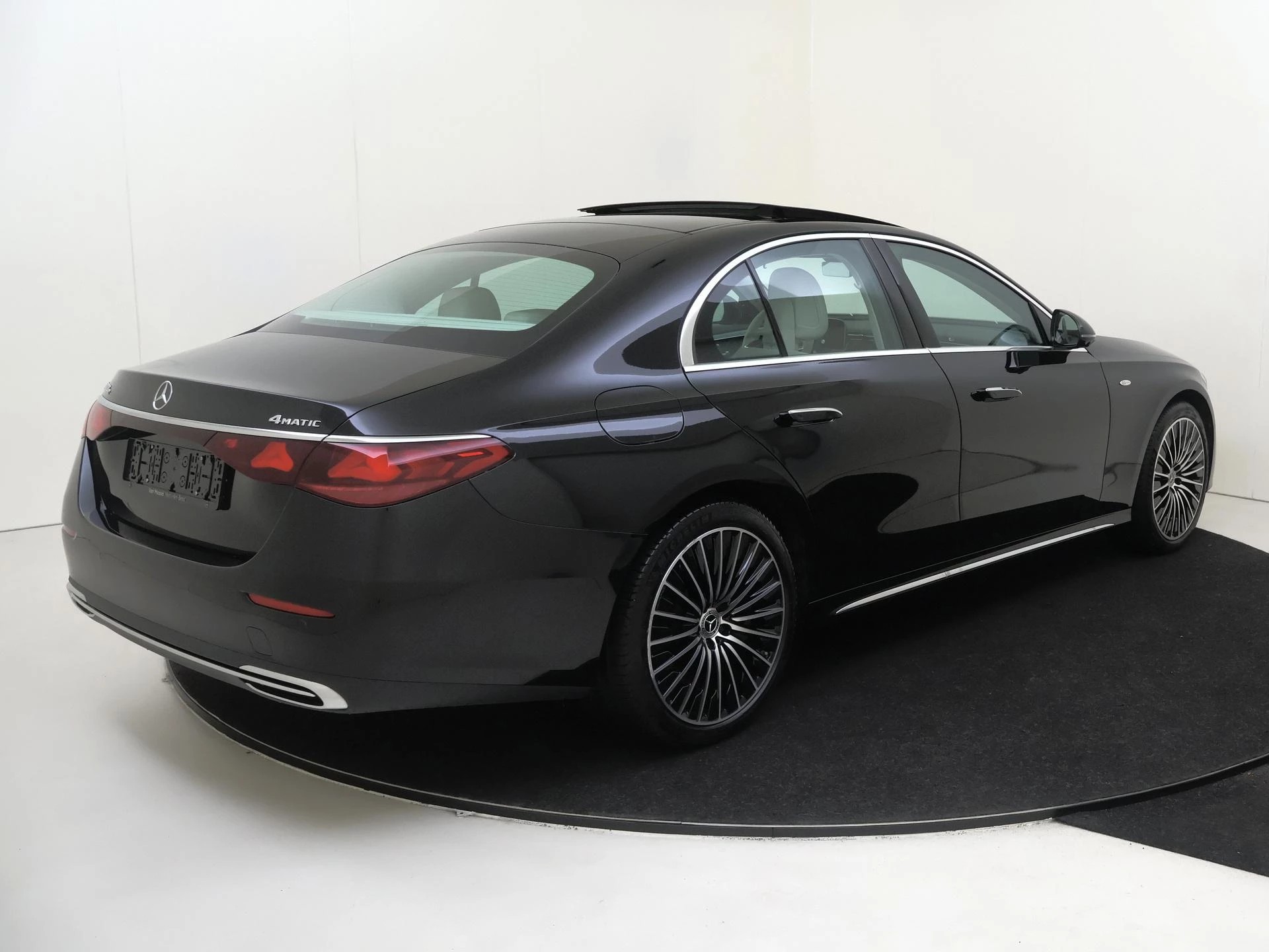 Mercedes-Benz E-Klasse met kenteken 07100 – autofoto 5