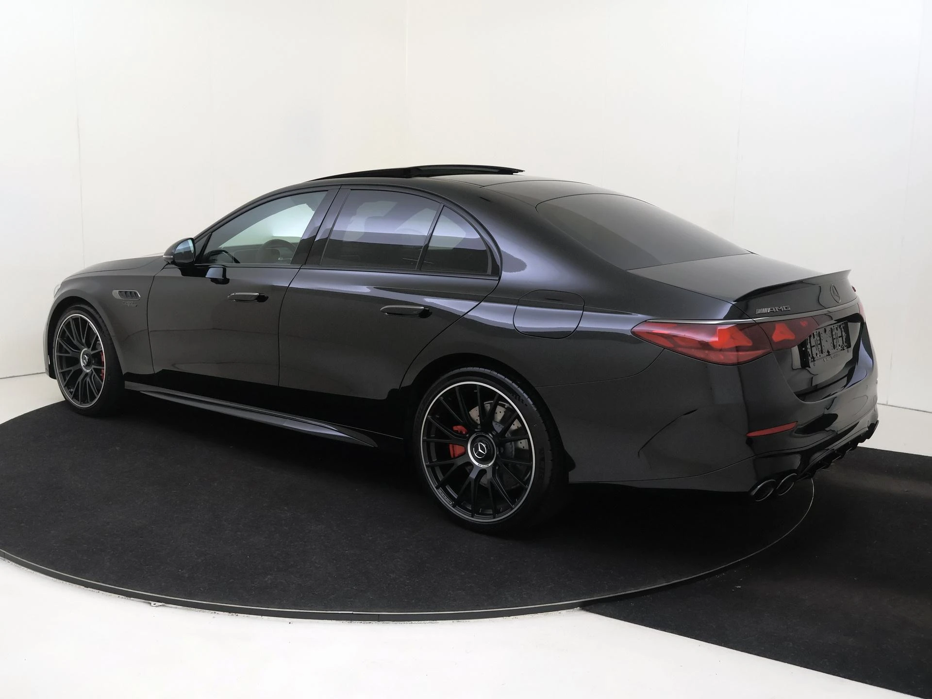 Mercedes-Benz E-Klasse met kenteken 09100 – autofoto 4