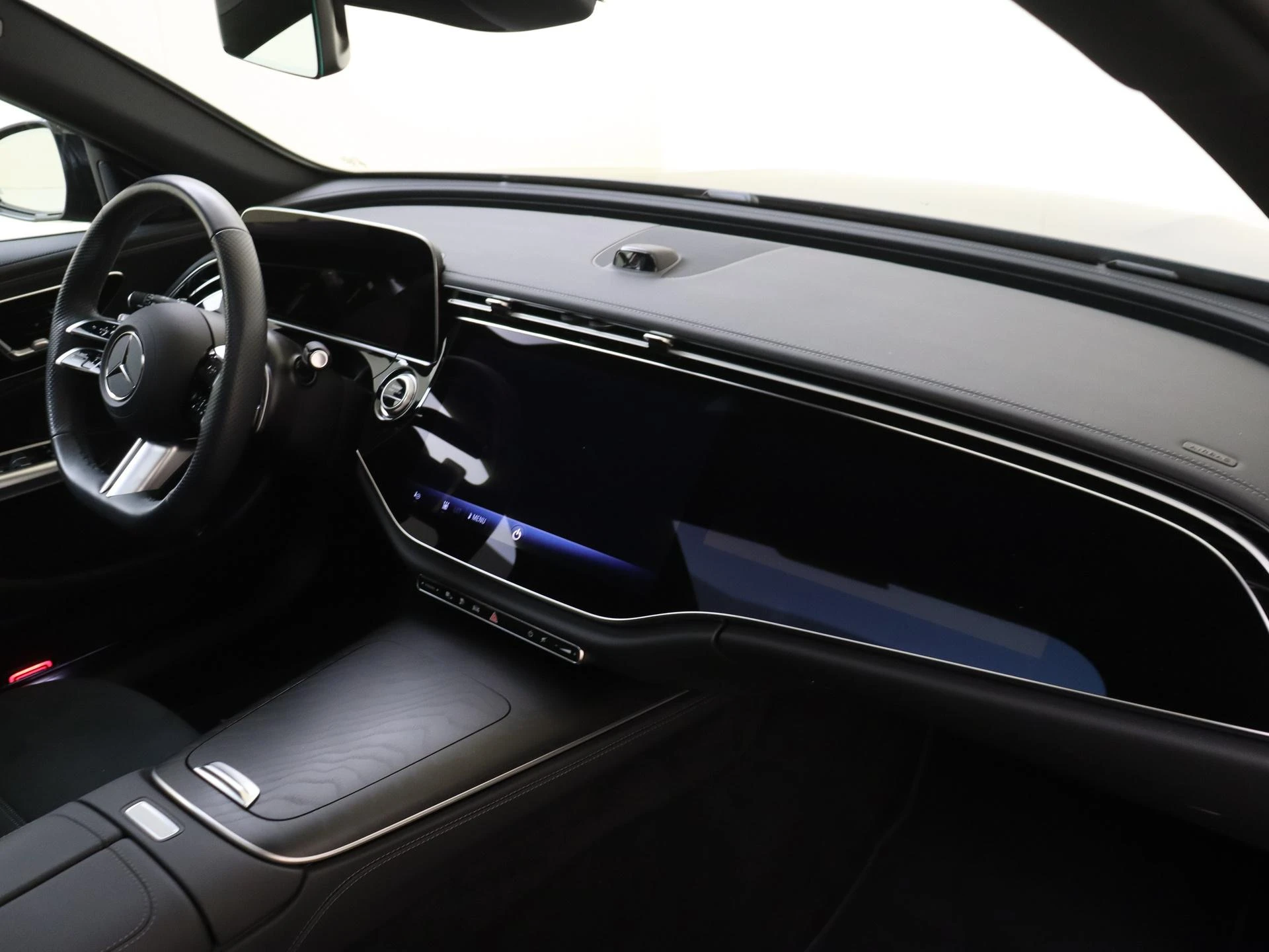 Mercedes-Benz E-Klasse met kenteken 111 – autofoto 4