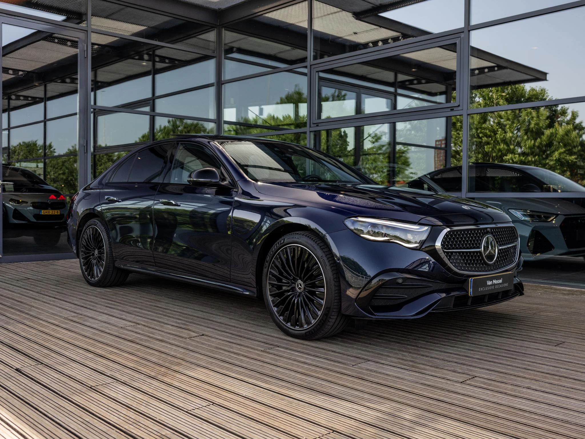 Mercedes-Benz E-Klasse met kenteken 21100 – autofoto 5