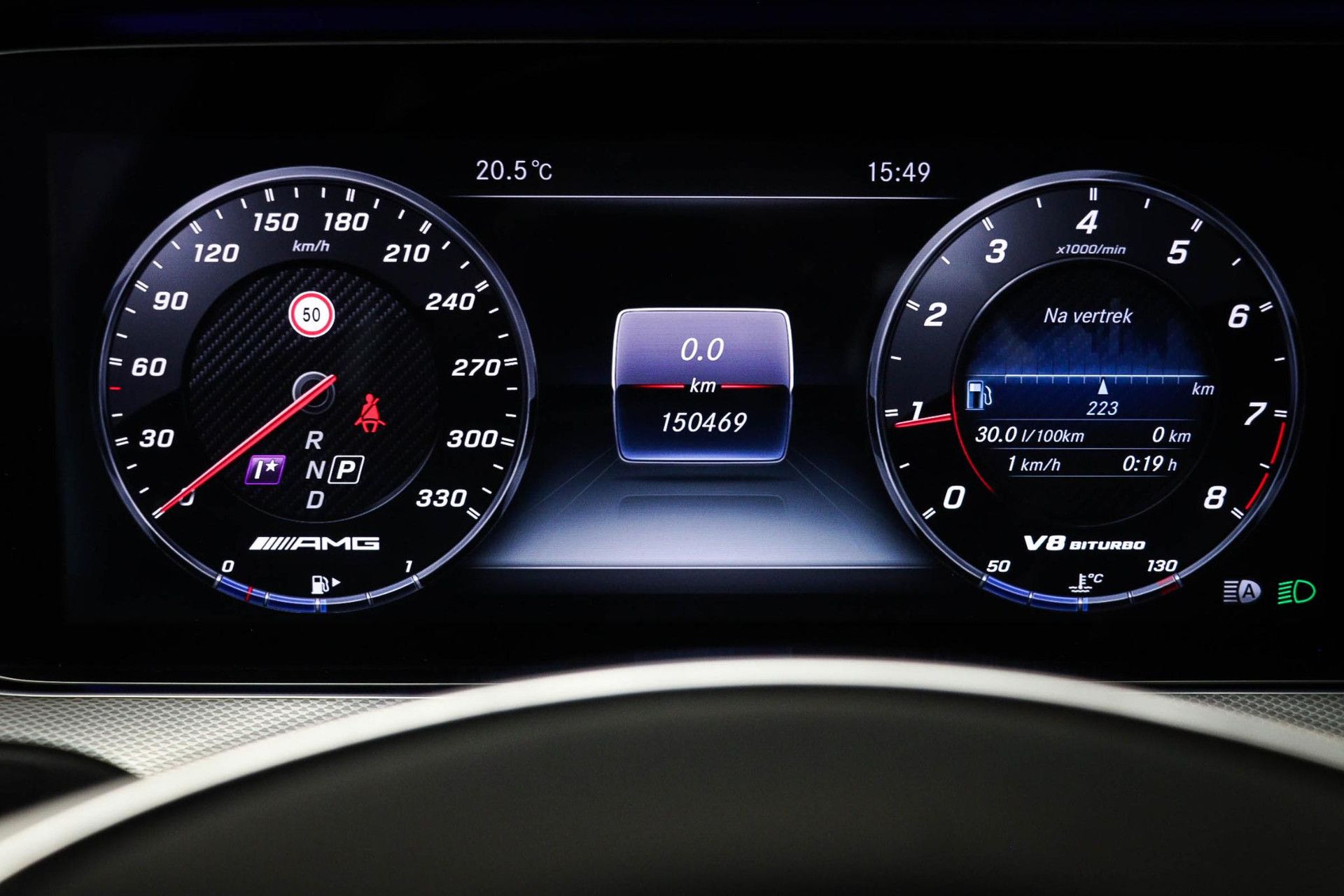 Mercedes-Benz E-Klasse met kenteken X-165-HB – autofoto 4