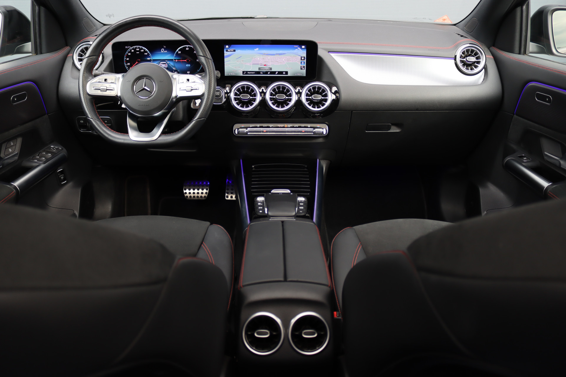 Mercedes-Benz EQA – autofoto 2