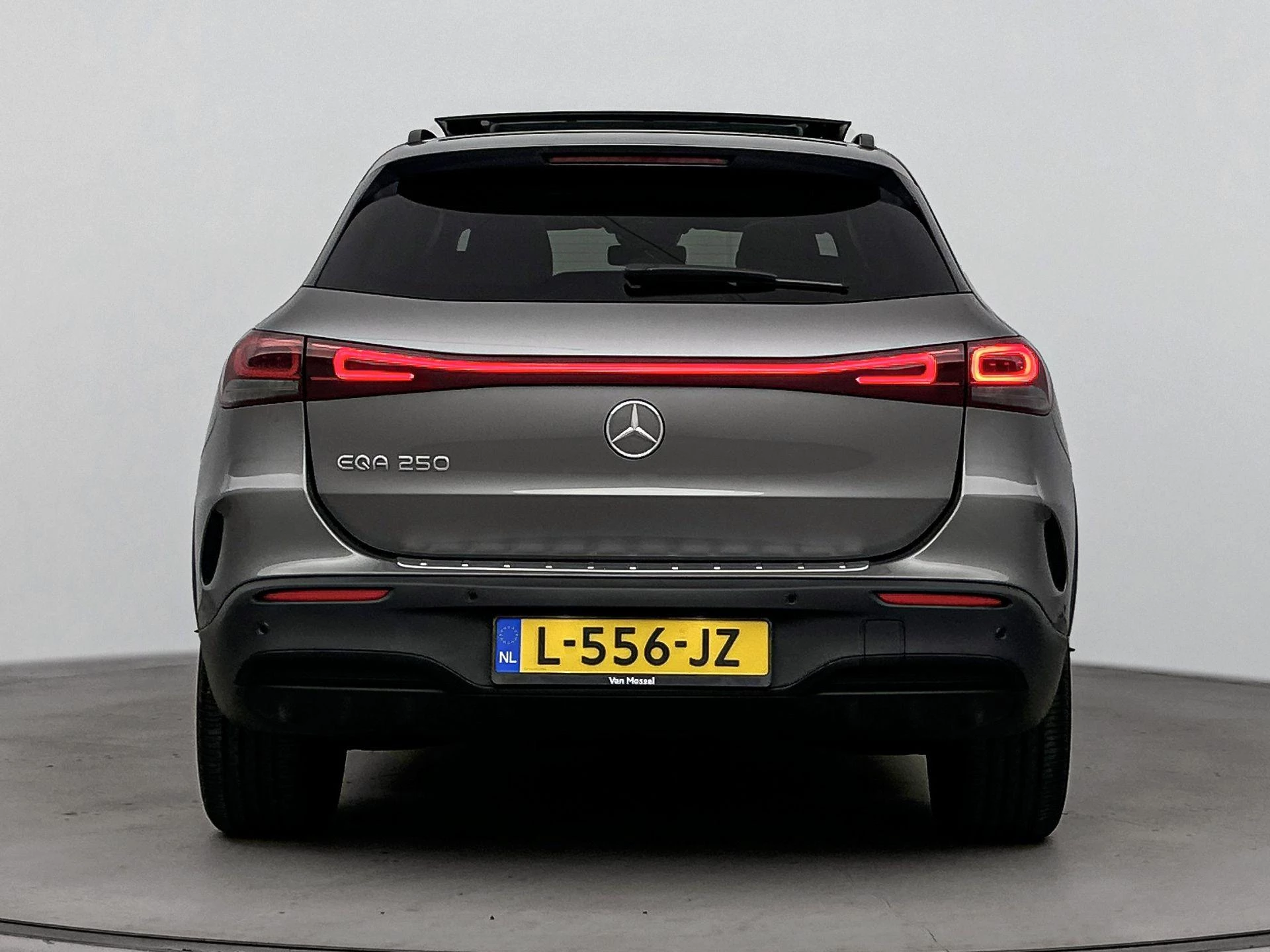 Mercedes-Benz EQA – autofoto 5