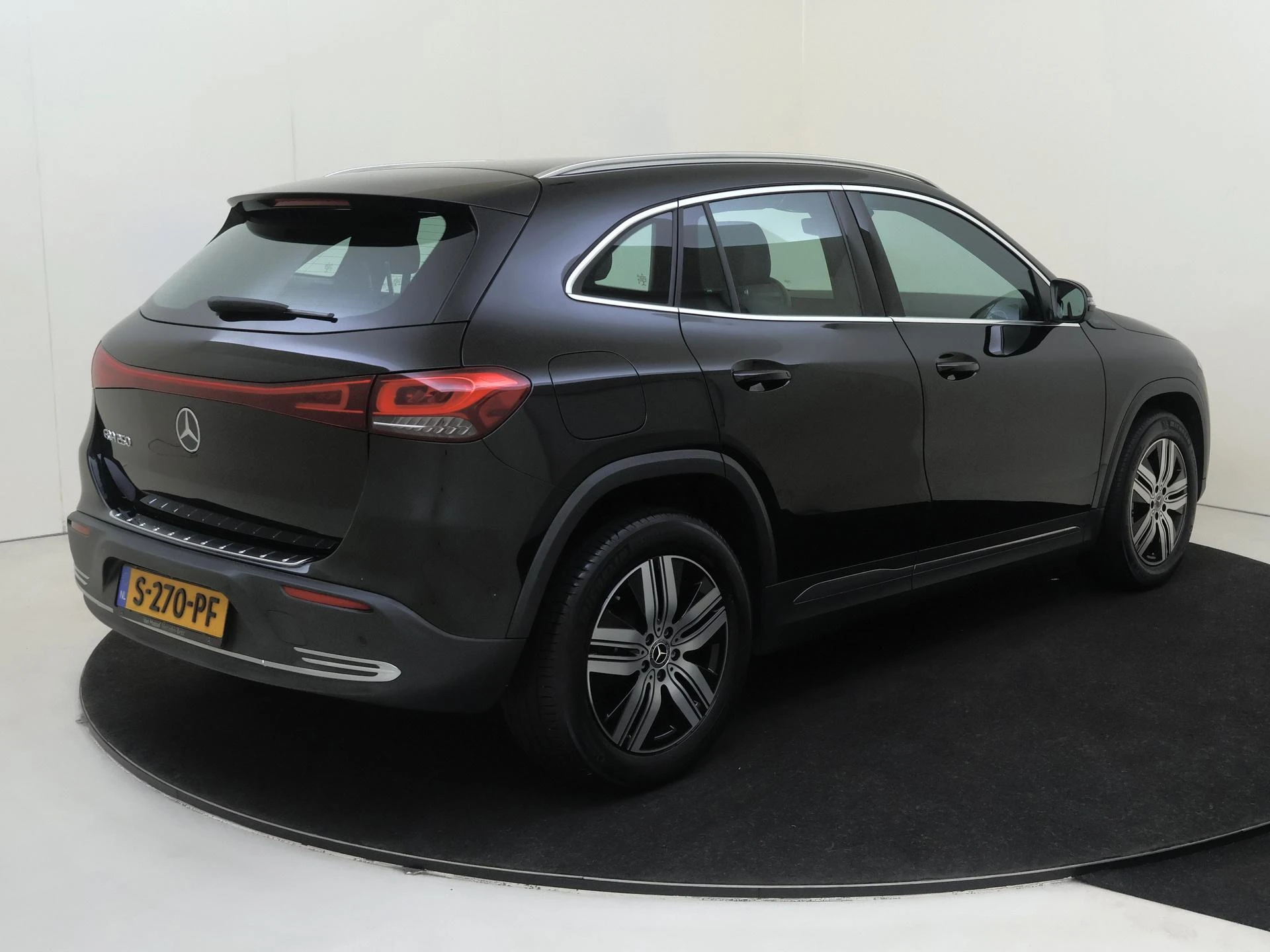 Mercedes-Benz EQA – autofoto 5