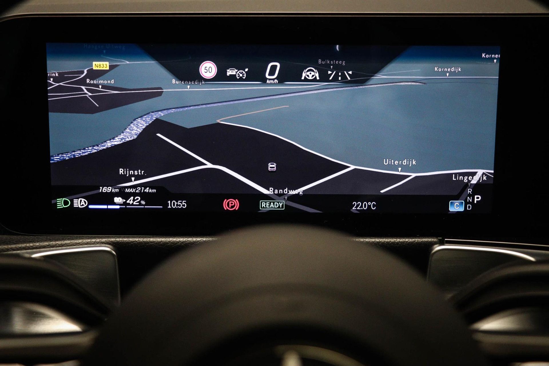 Mercedes-Benz EQB met kenteken JRB-87-G – autofoto 5
