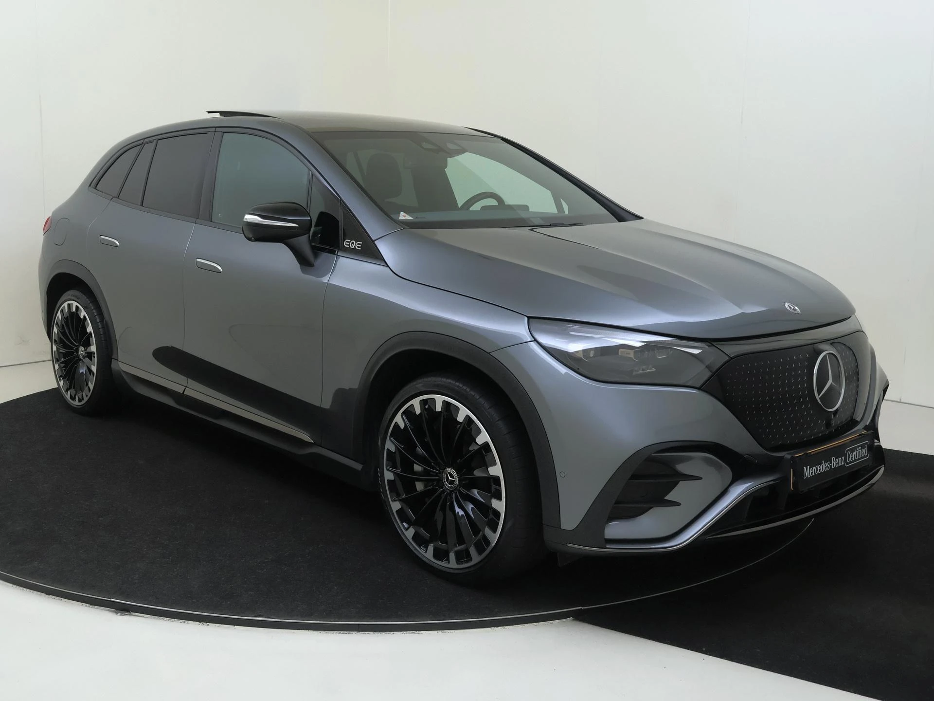 Mercedes-Benz EQE – autofoto 3