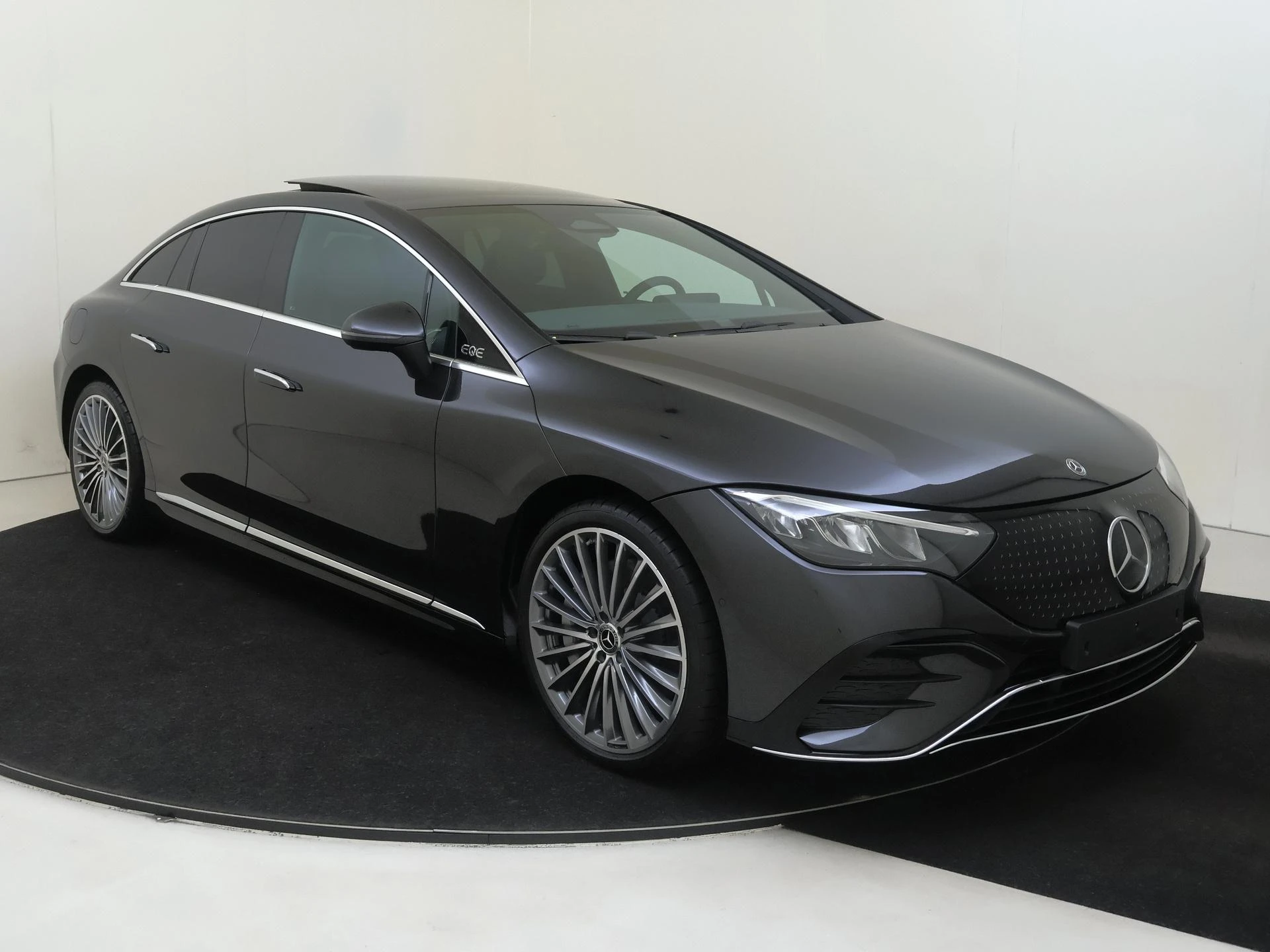 Mercedes-Benz EQE – autofoto 3