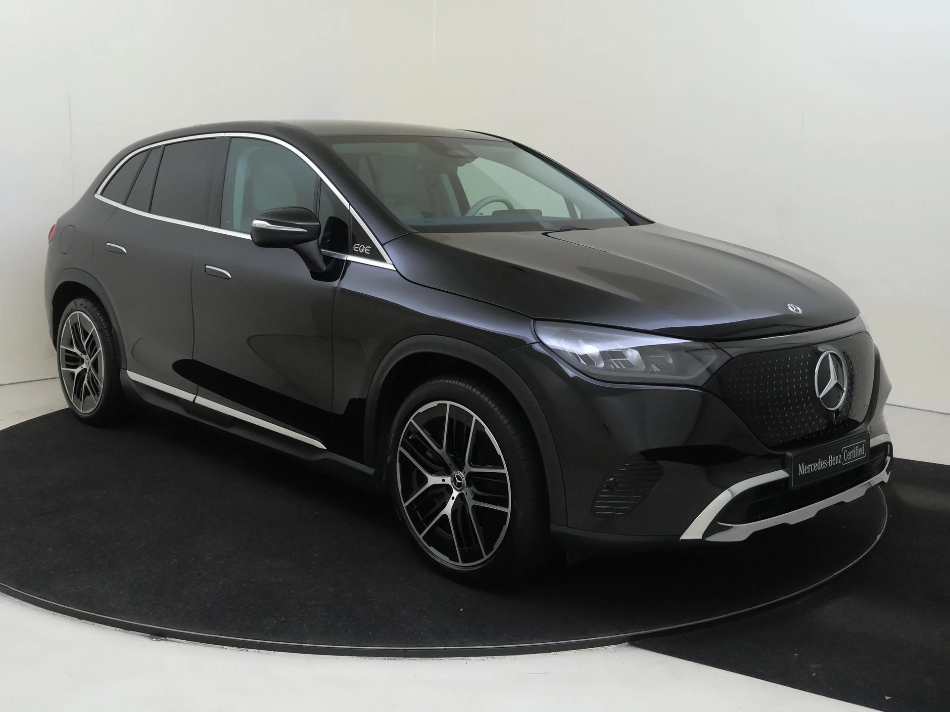 Mercedes-Benz EQE – autofoto 3