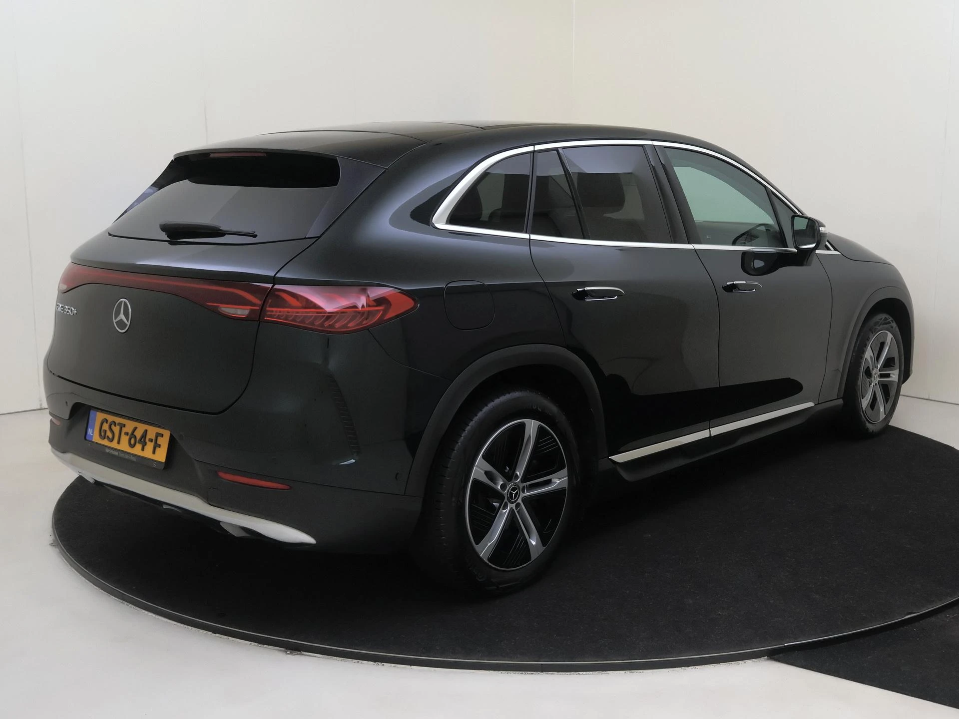 Mercedes-Benz EQE – autofoto 3
