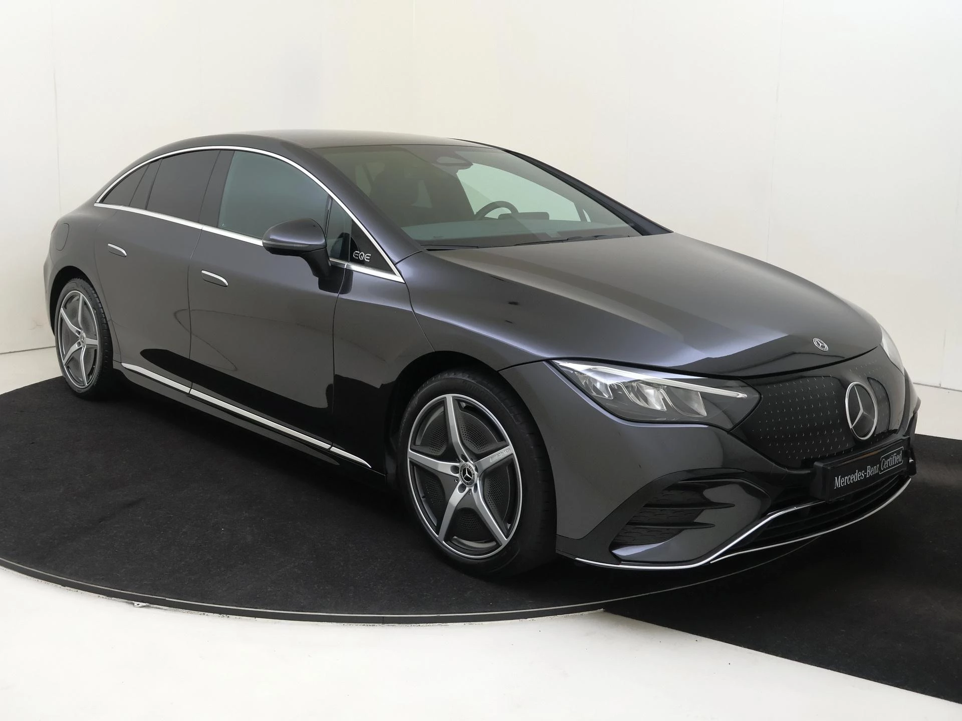 Mercedes-Benz EQE – autofoto 3