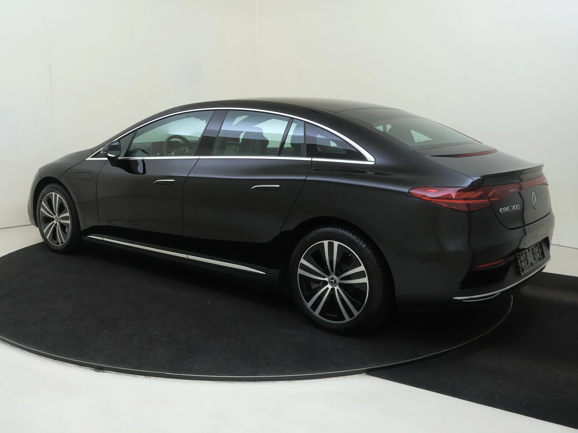 Mercedes-Benz EQE – autofoto 4