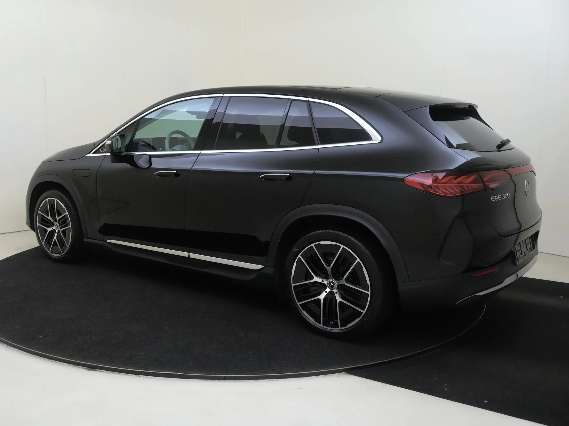 Mercedes-Benz EQE – autofoto 4