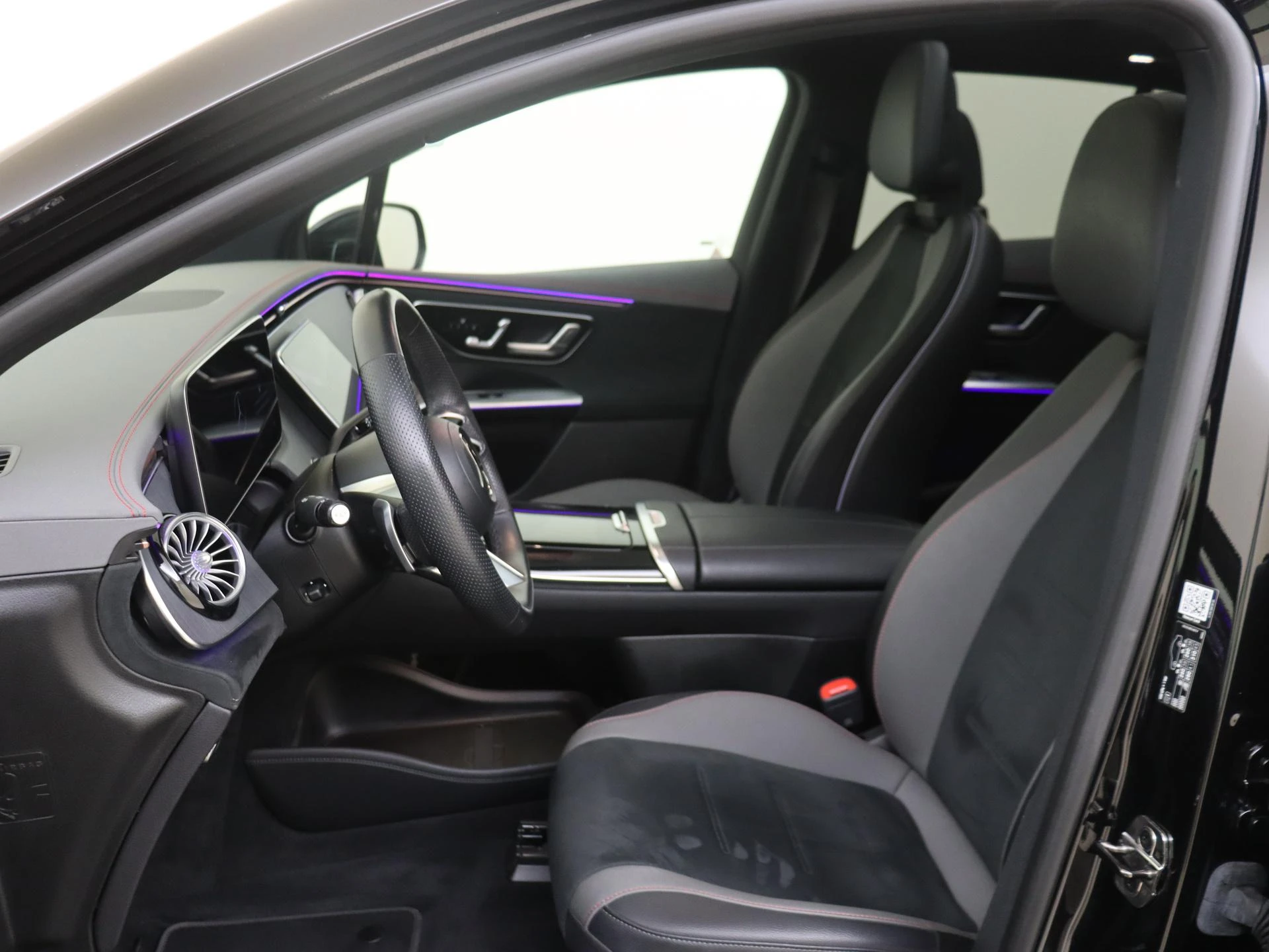 Mercedes-Benz EQE – autofoto 4