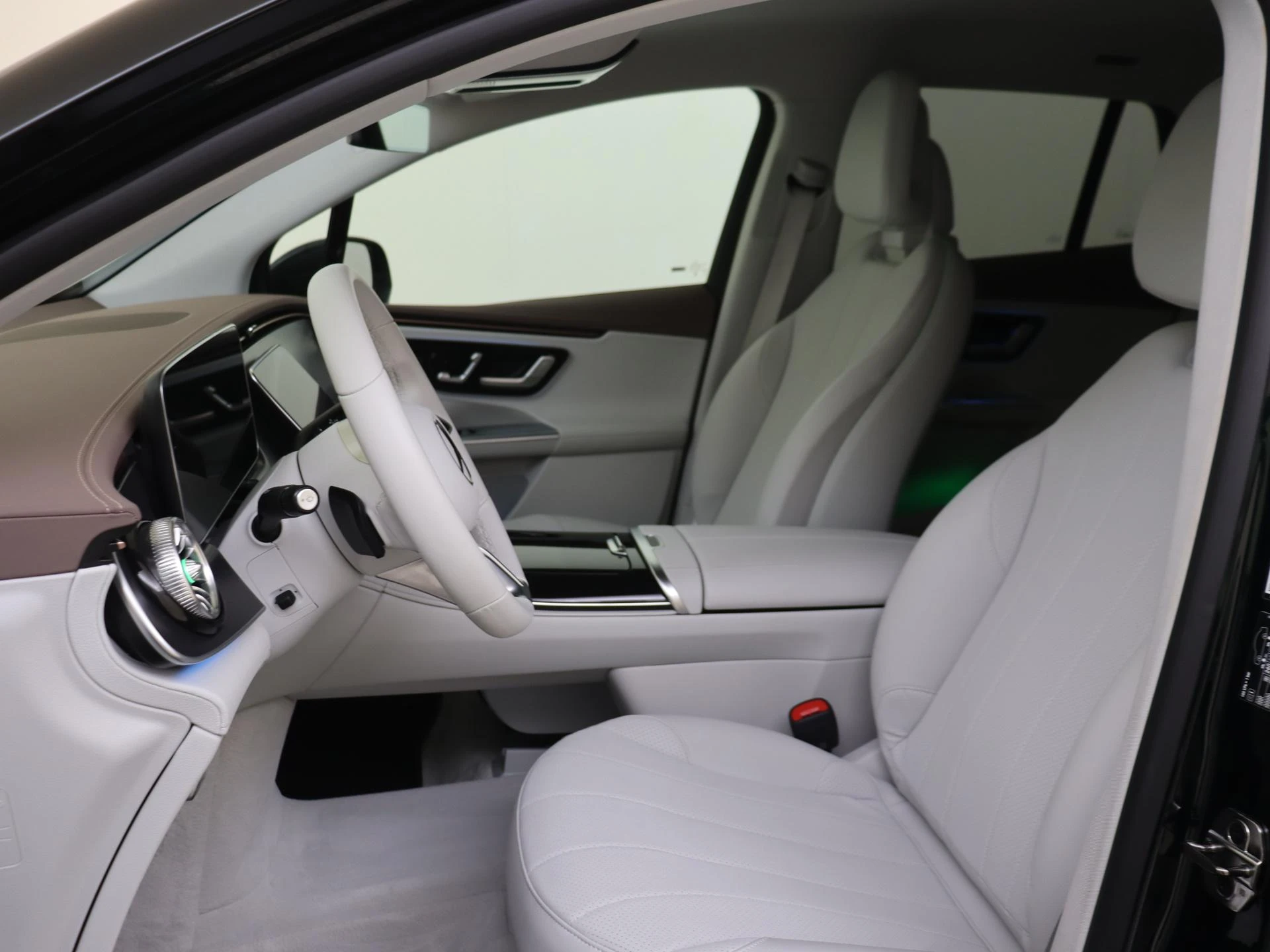 Mercedes-Benz EQE – autofoto 4