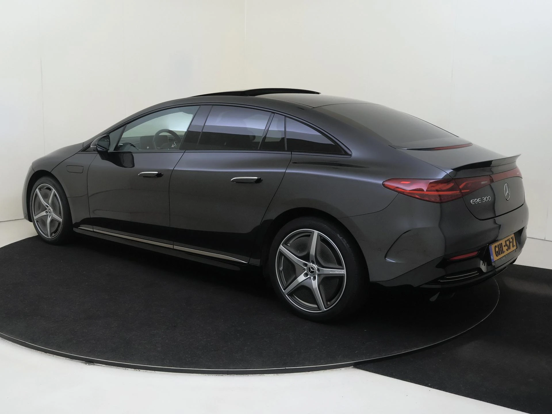 Mercedes-Benz EQE – autofoto 4