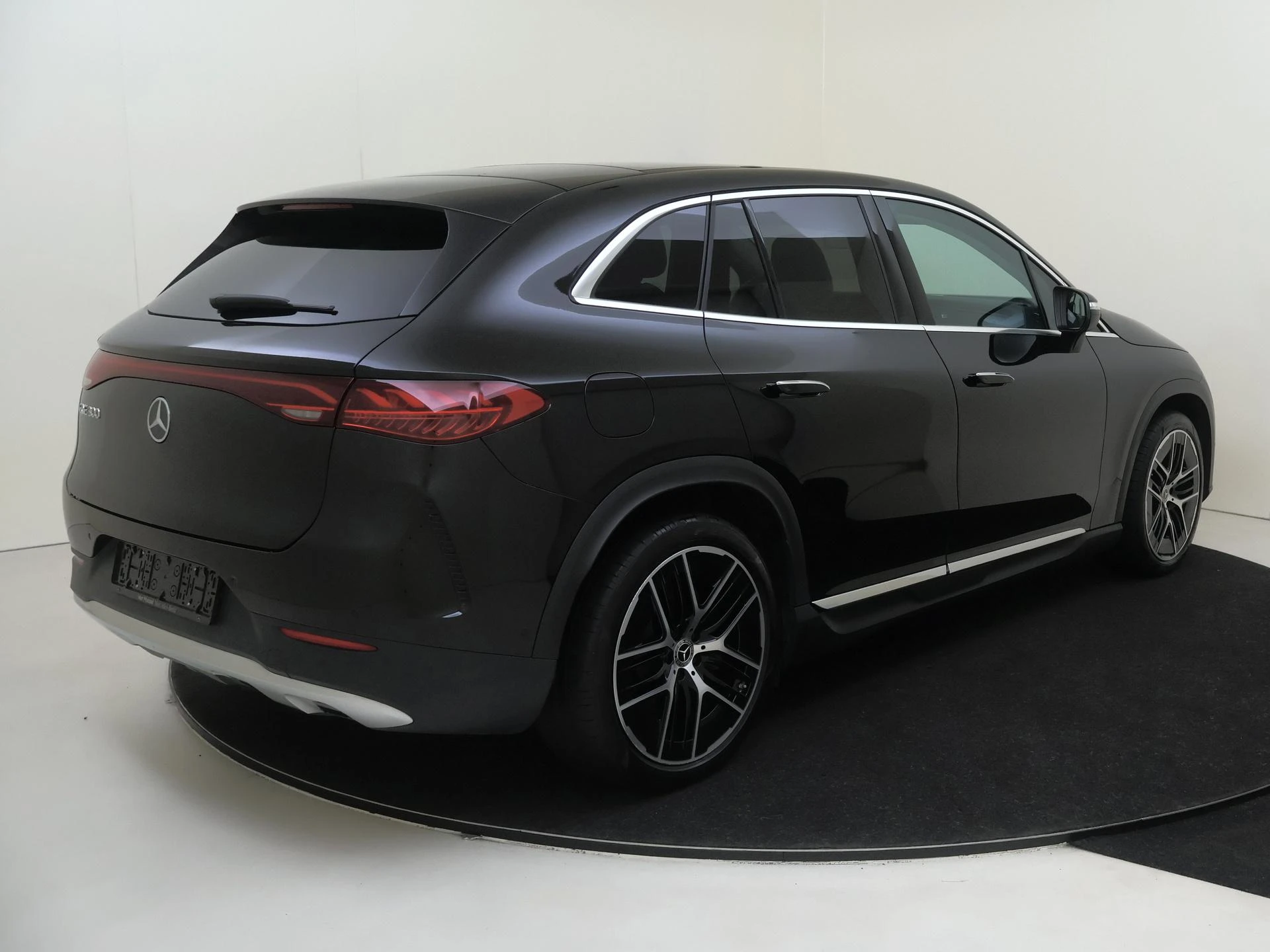 Mercedes-Benz EQE – autofoto 5