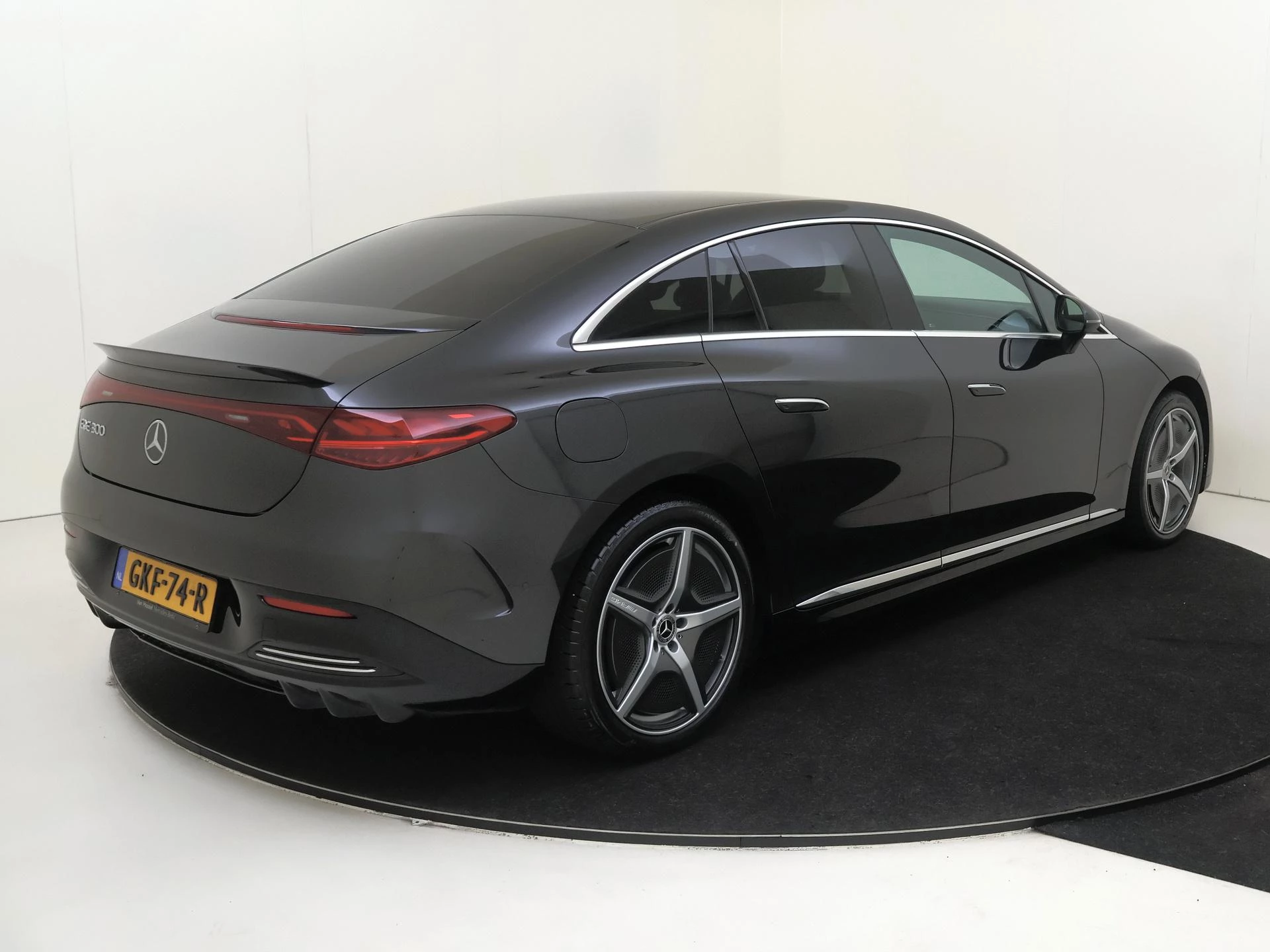 Mercedes-Benz EQE – autofoto 5
