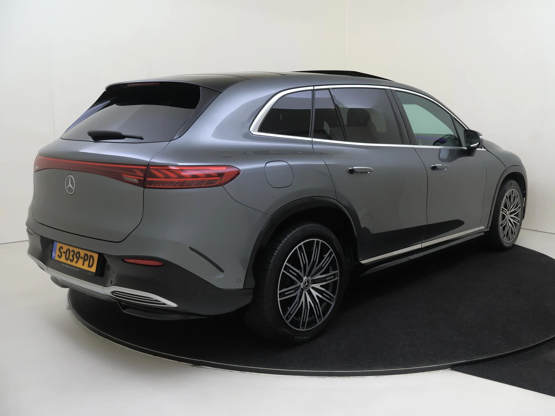 Mercedes-Benz EQS – autofoto 5